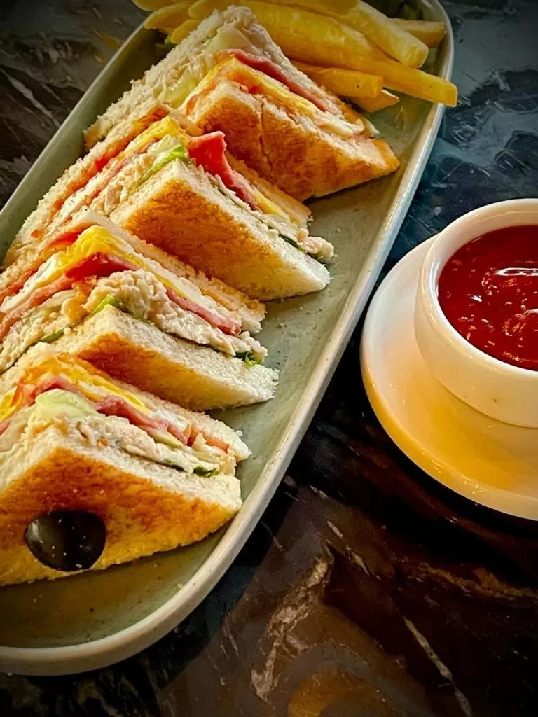 Restaurant/places to eat in Empyrean Dhaka City Centre