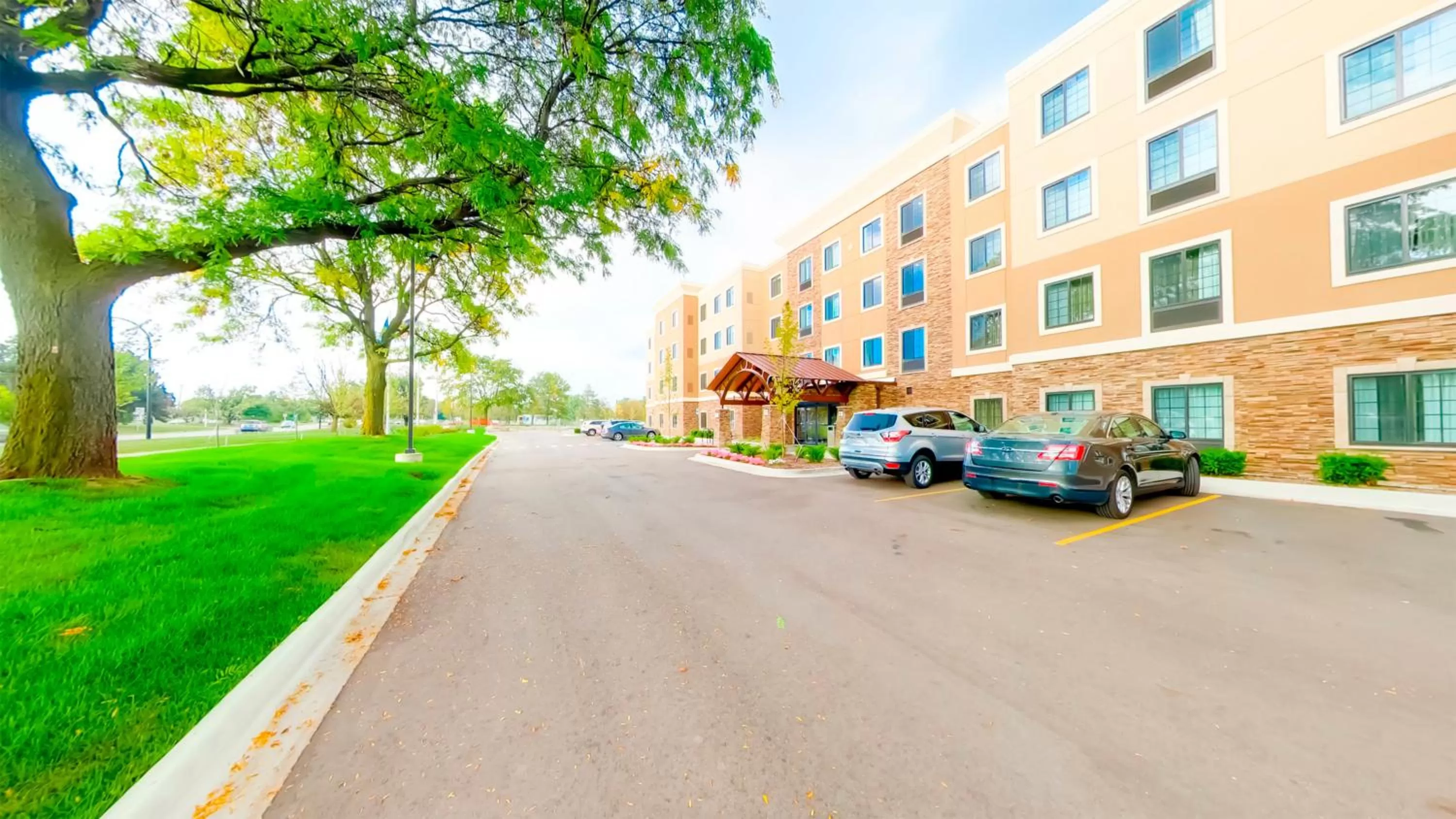 Property building in Staybridge Suites Ann Arbor - Research Parkway by IHG