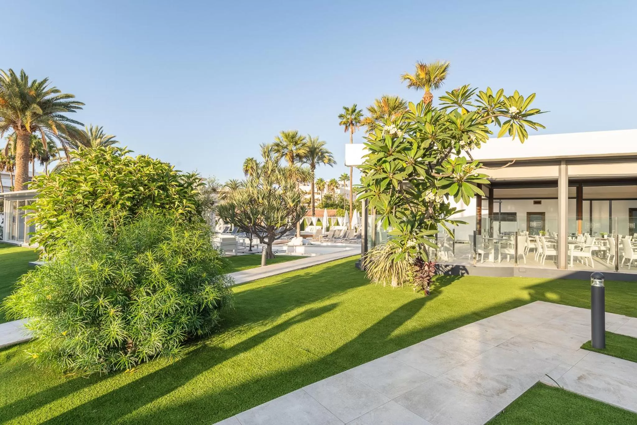 Garden in Sanom Beach Resort Only Adults