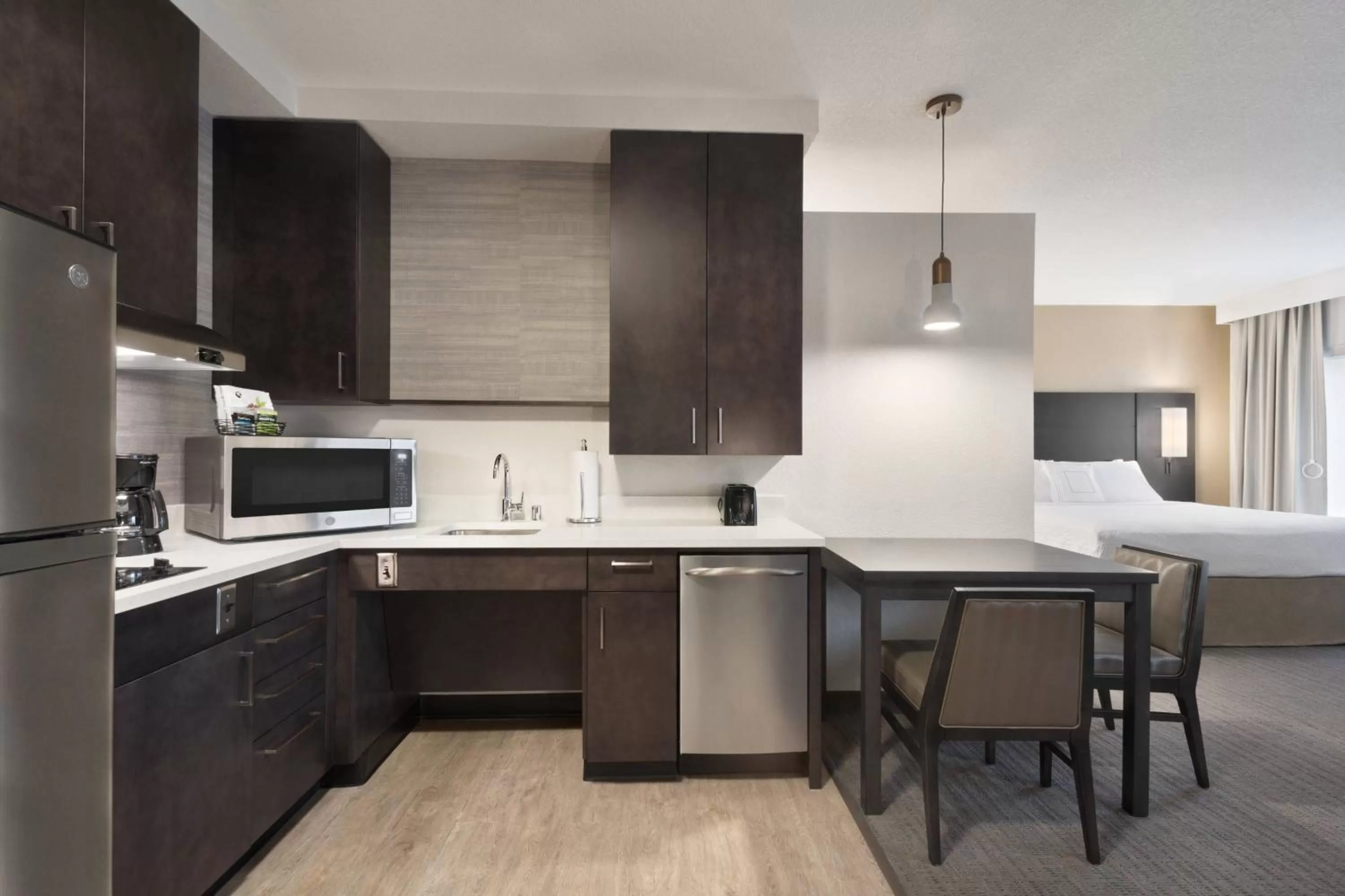 Kitchen or kitchenette in Residence Inn by Marriott Minneapolis St. Paul/Eagan