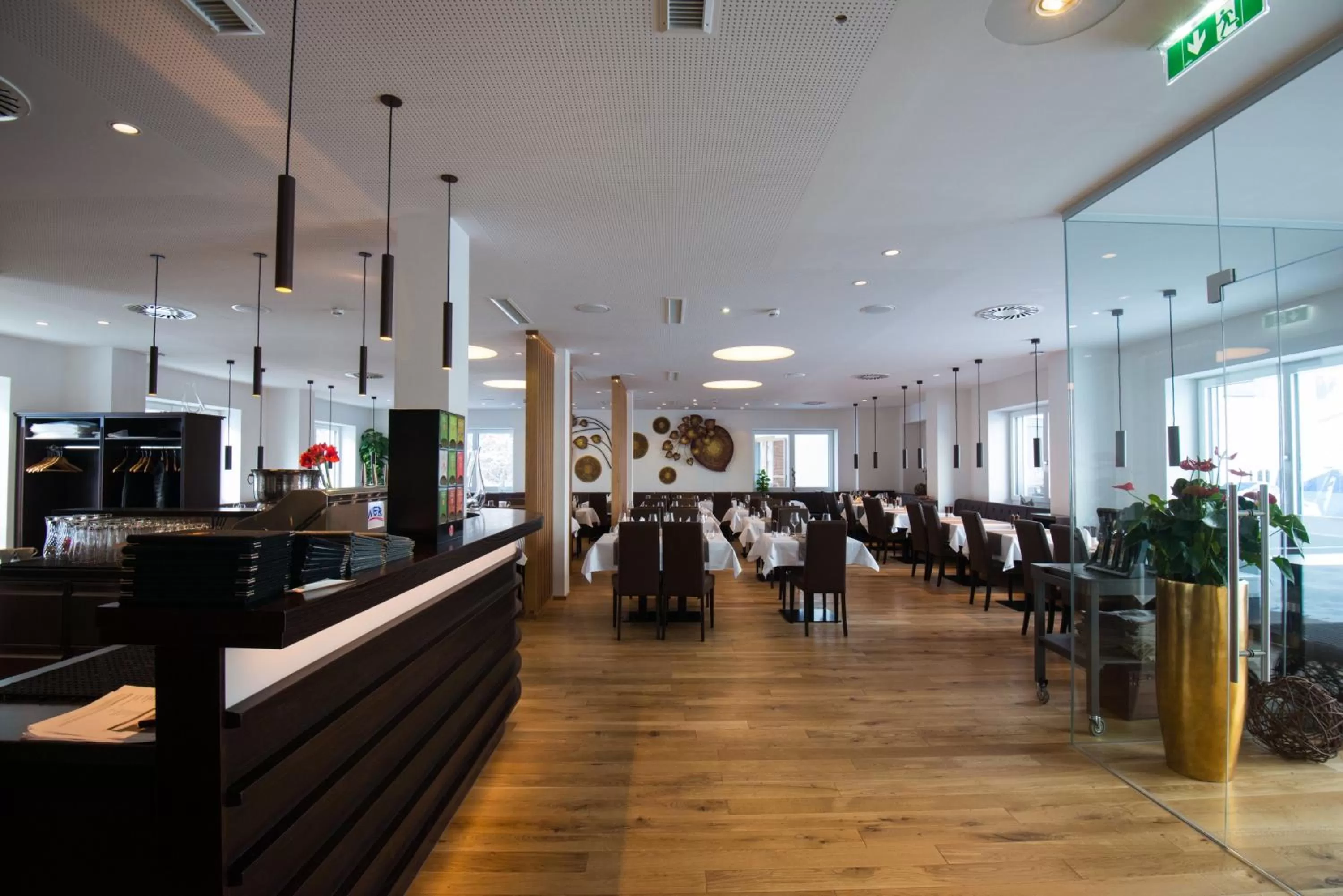 Restaurant/places to eat in Hotel dasMEI