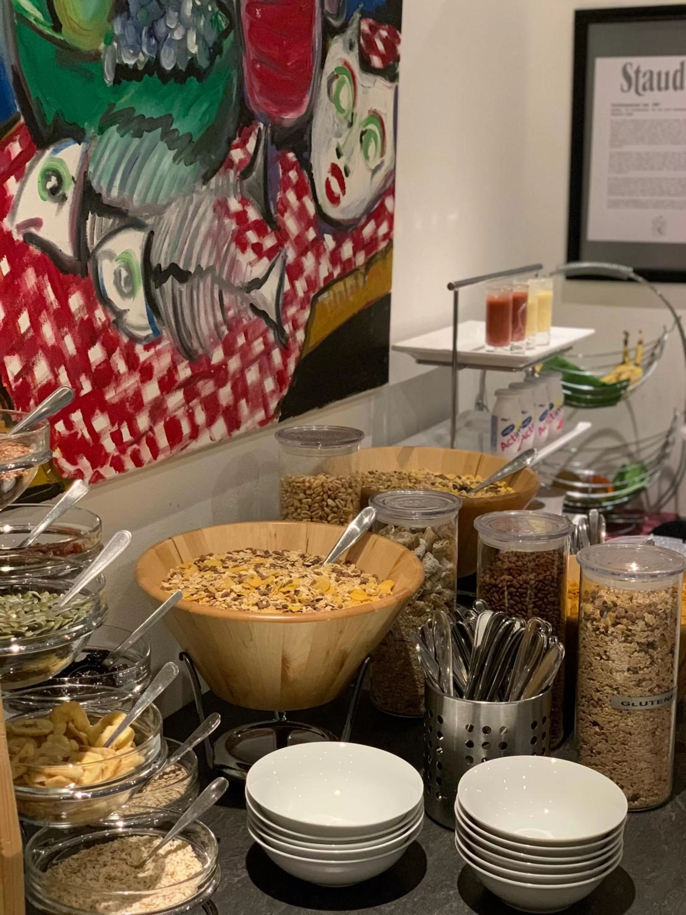 Food and drinks in art Hotel Körschen