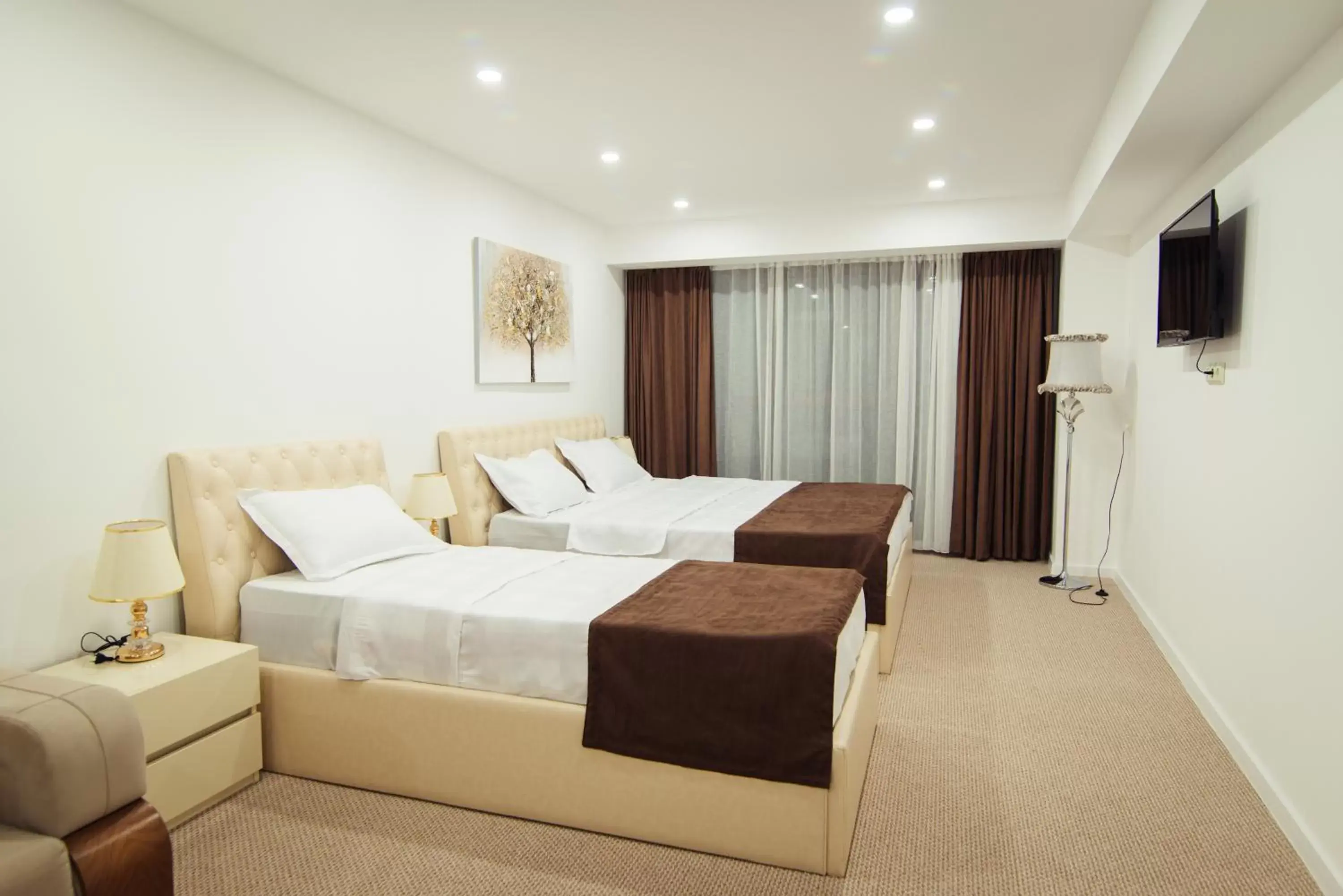 Family Room in Royal Plaza Hotel Family Room in Royal Plaza Hotel