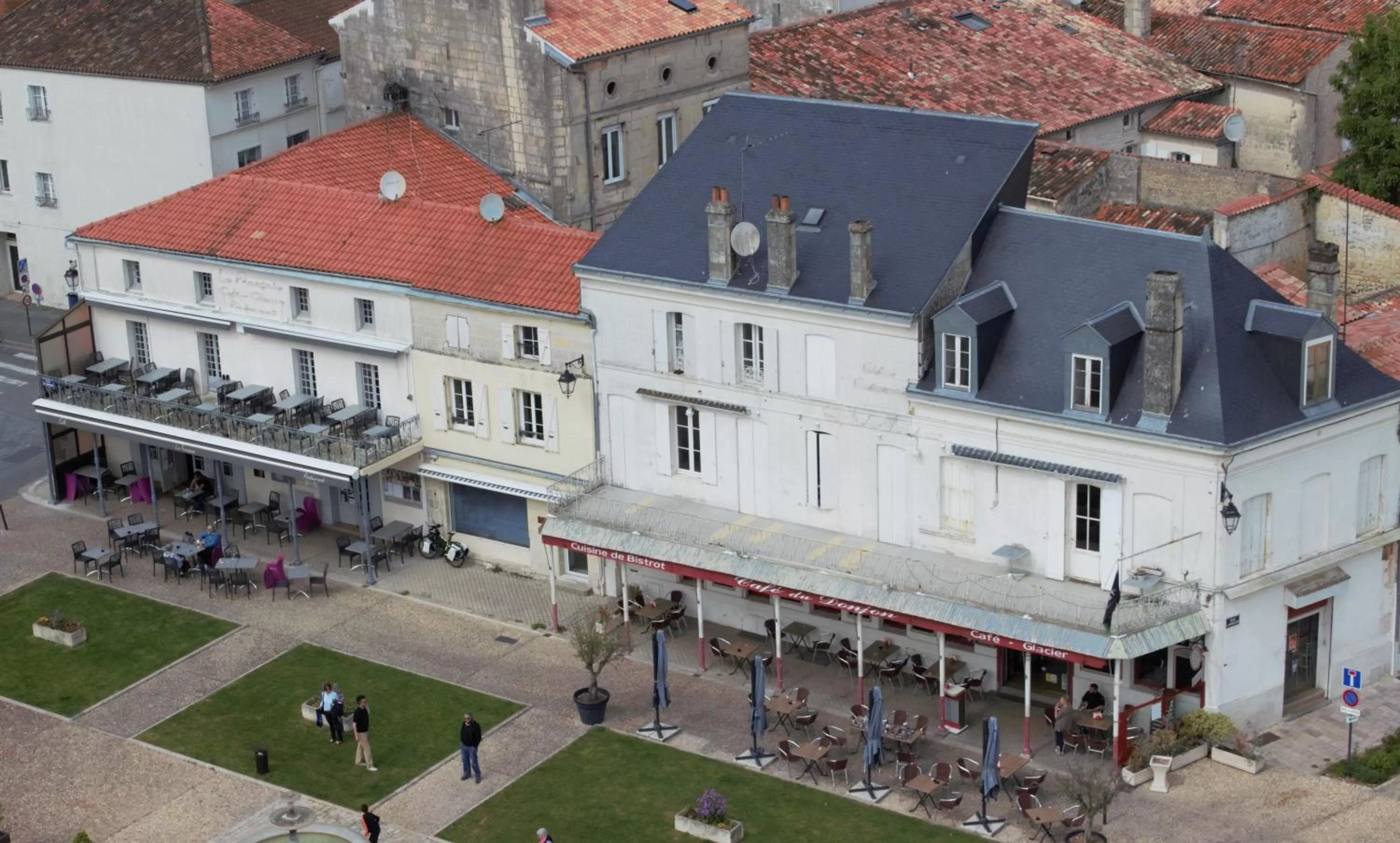 Nearby landmark, Bird's-eye View in Saint James House