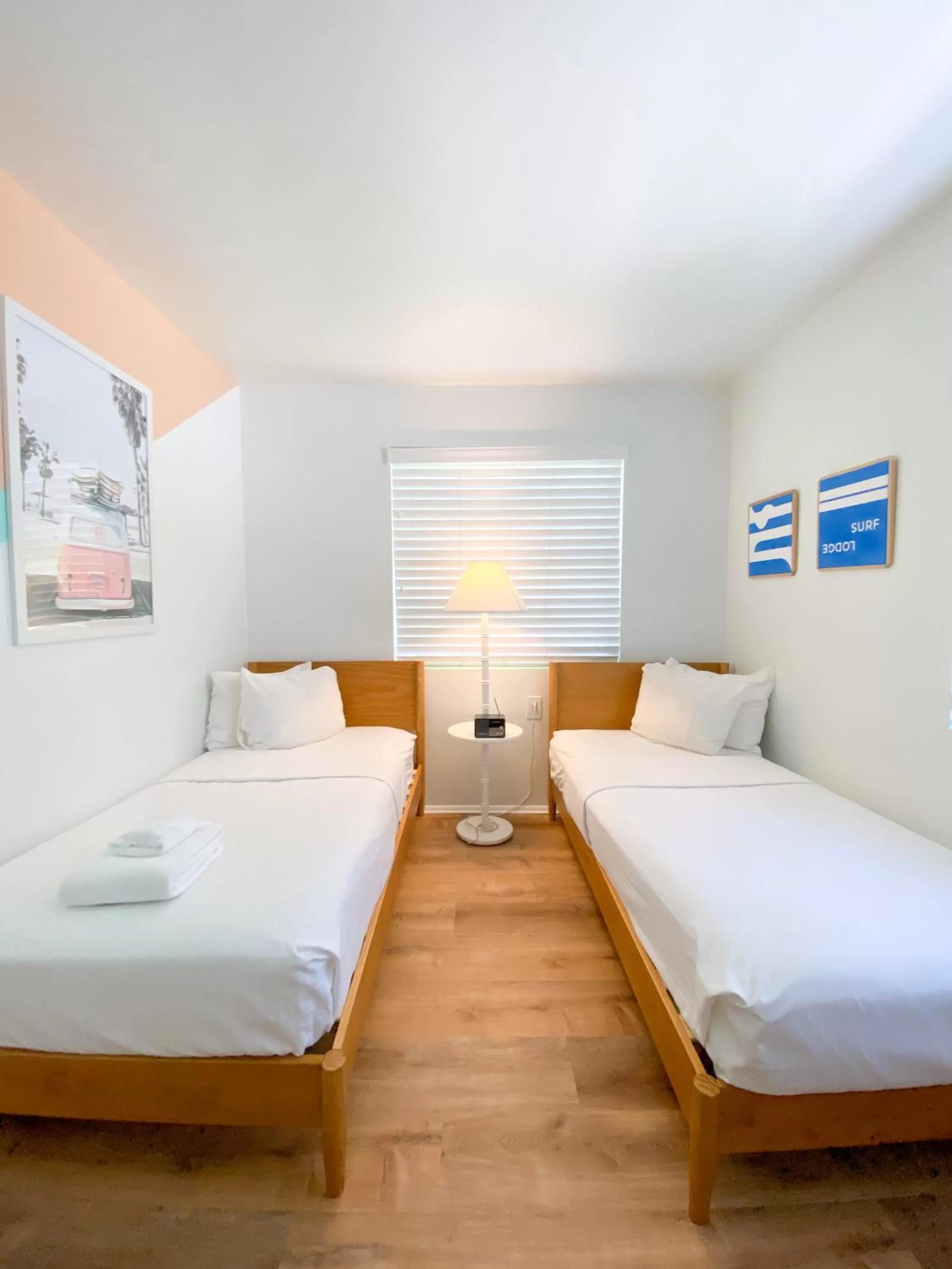 Bed in Seaspray Surf Lodge