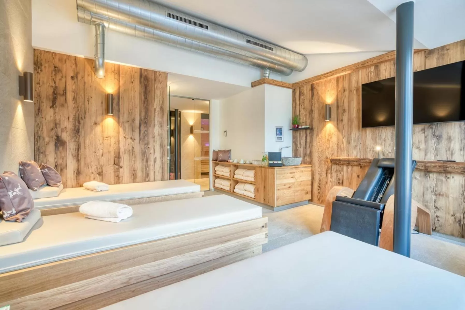 Sauna, Bed in Leipziger Hof Innsbruck