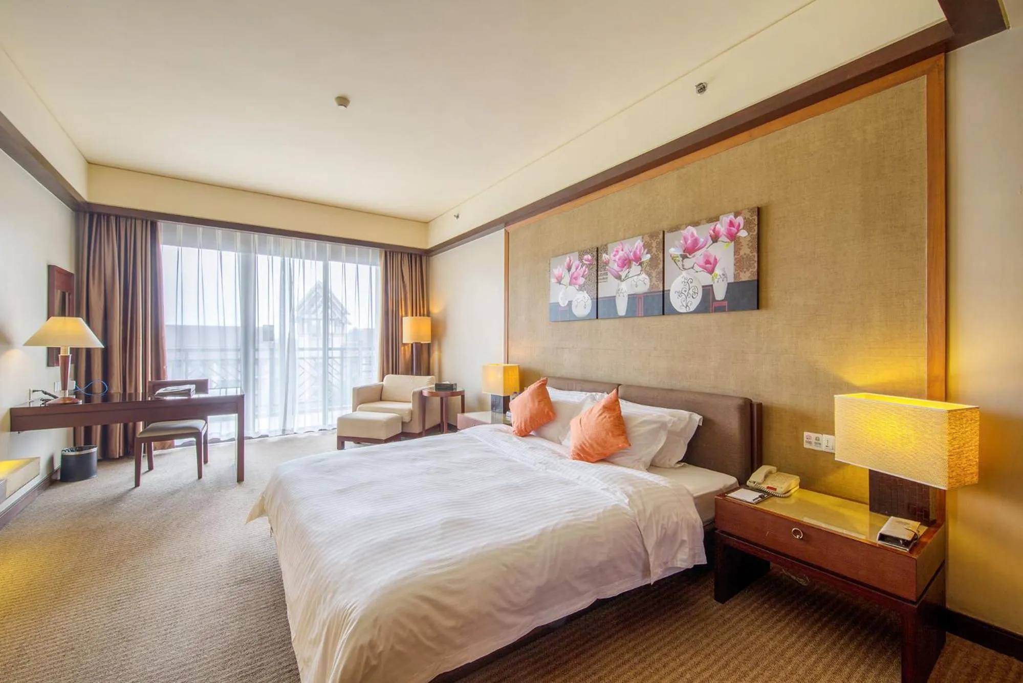 Bed in Dongguan Richwood Garden Hotel