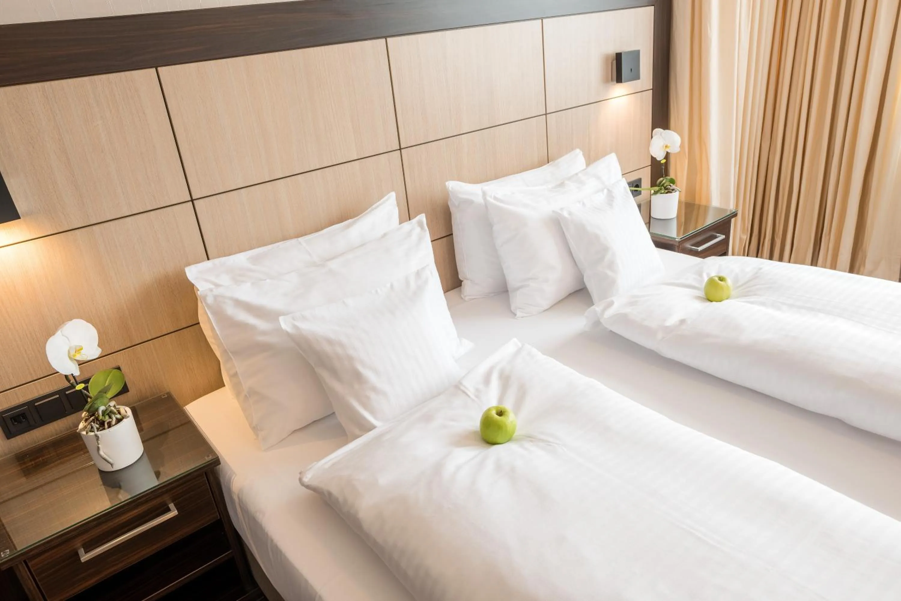 Leoso Hotel Leverkusen