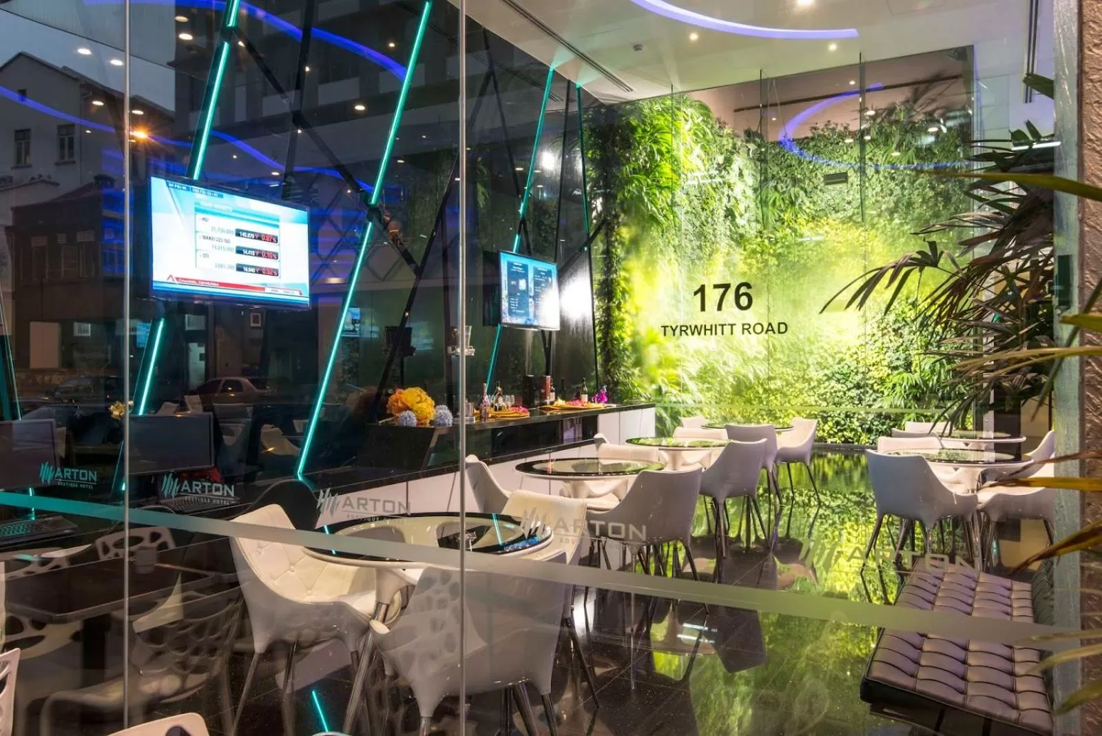 Facade/entrance in Arton Boutique Hotel