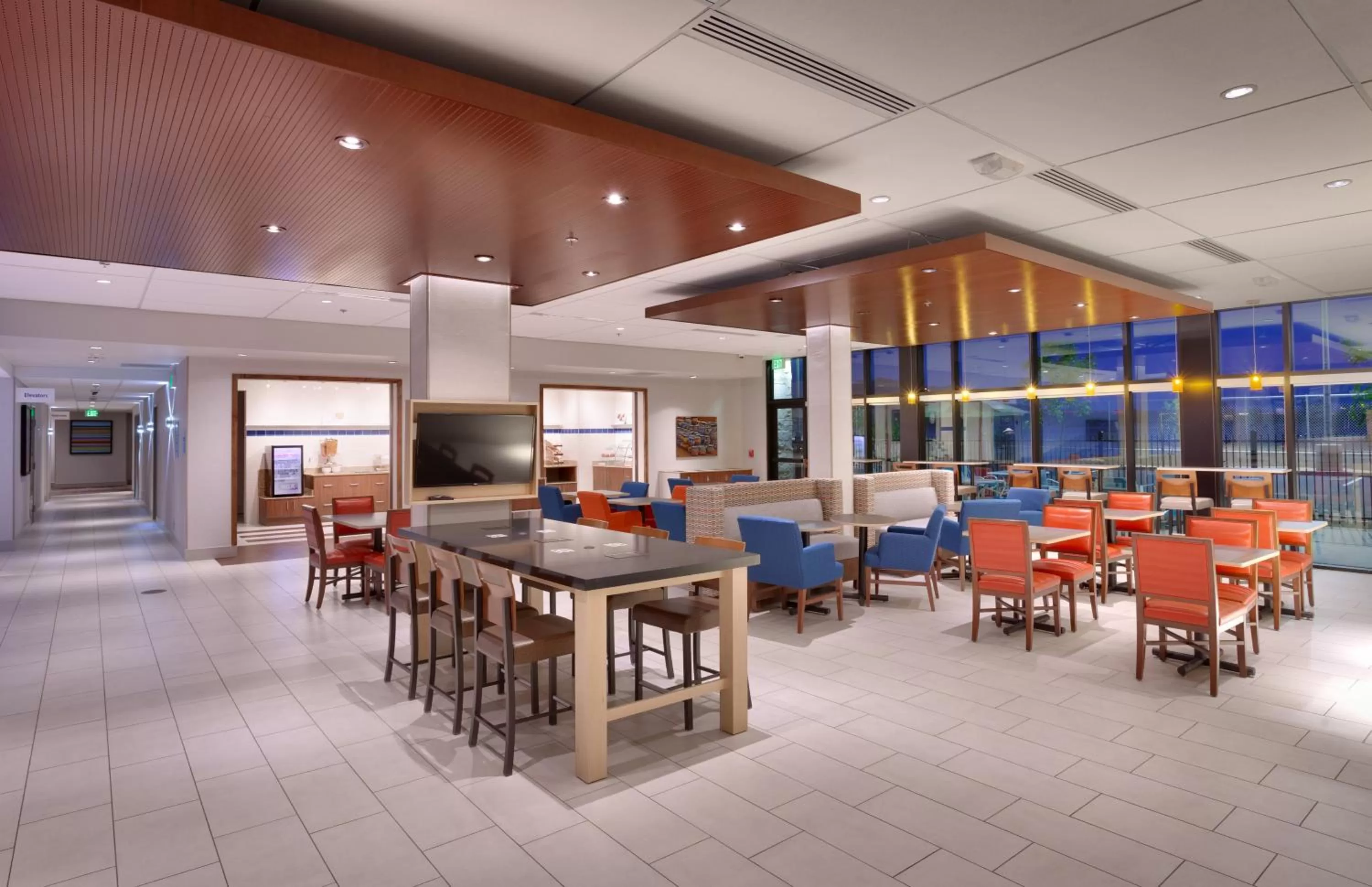Property building in Holiday Inn Express & Suites Phoenix West - Buckeye by IHG