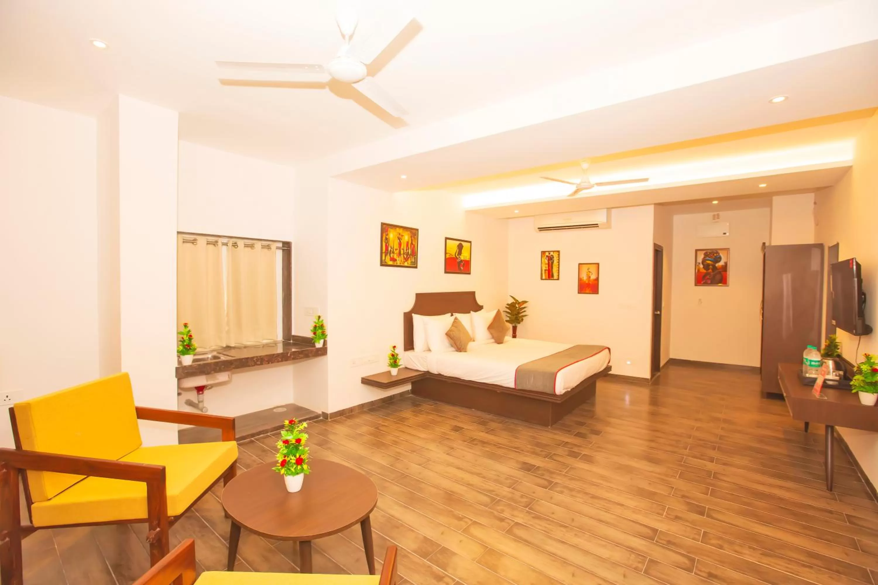 Photo of the whole room in Octave Parkland Suites