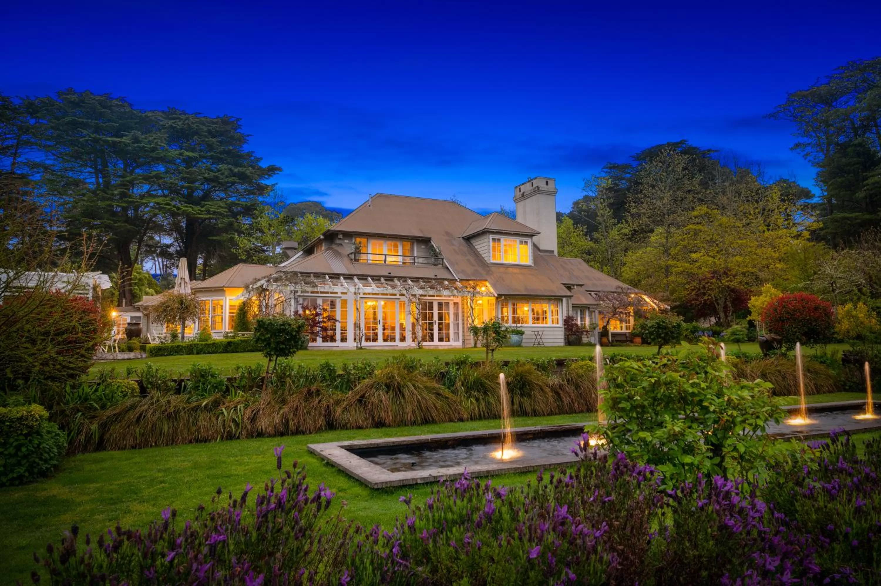 Property building in Parklands Country Gardens & Lodges Blue Mountains