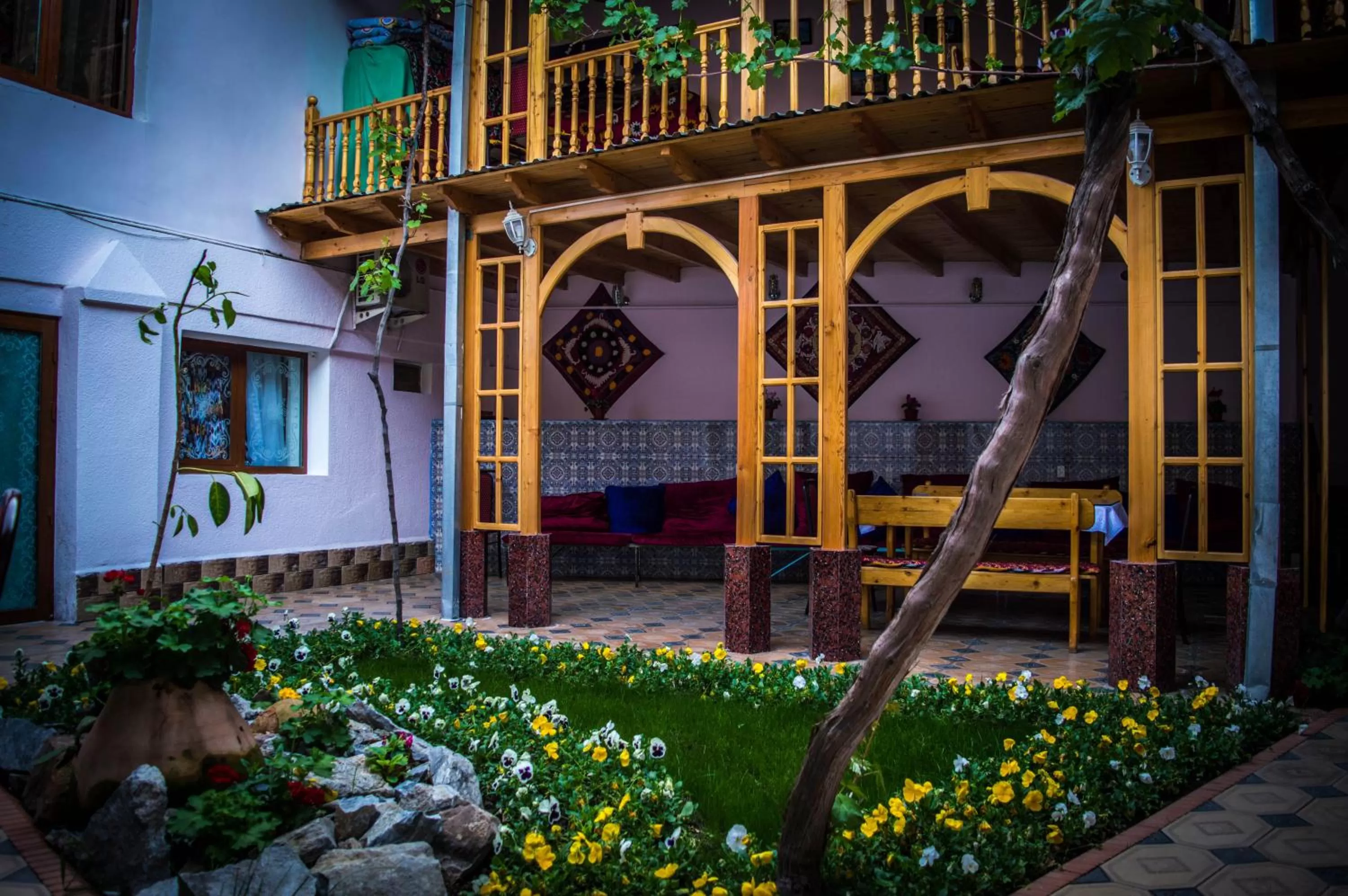 Property building in Jahongir