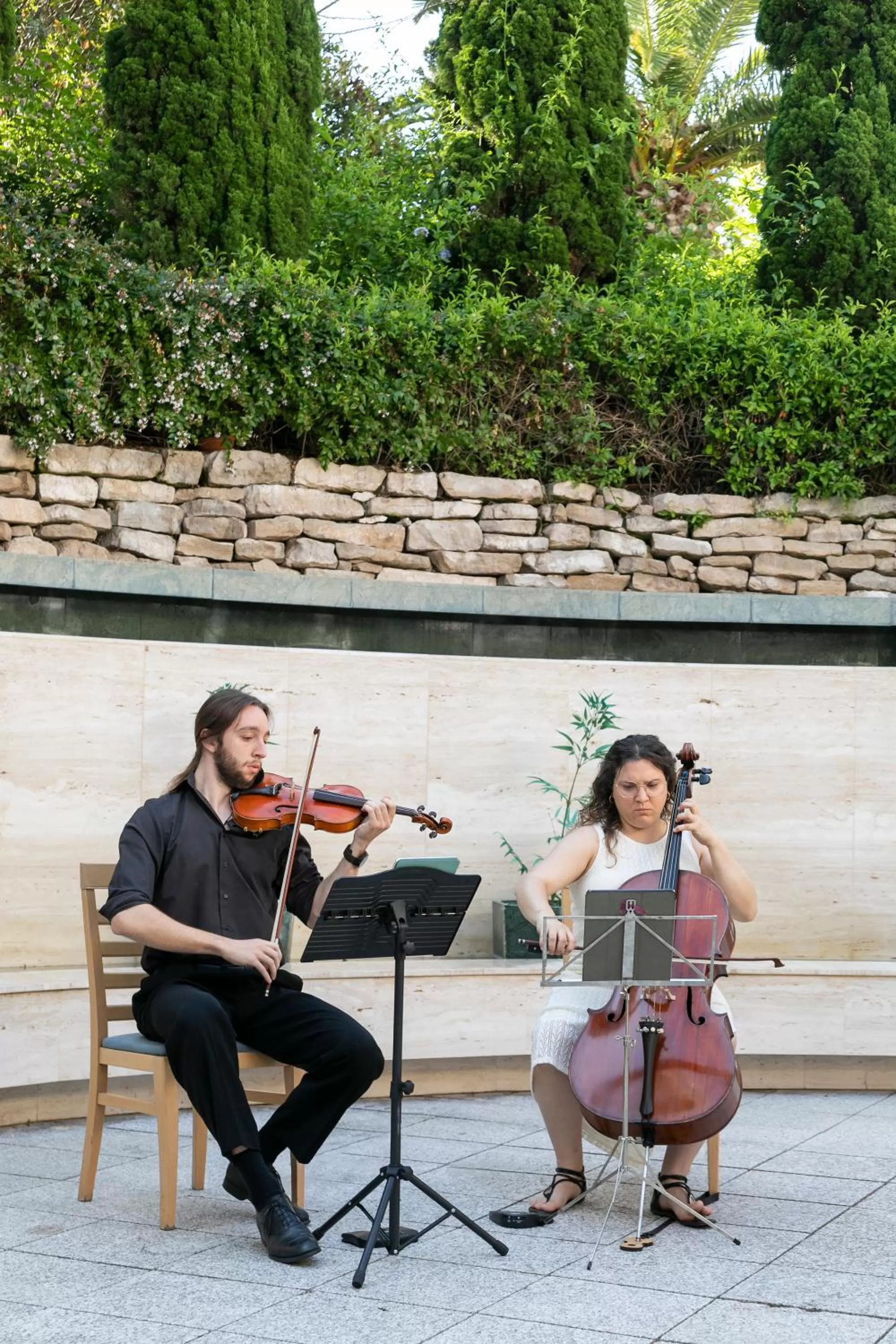 People in Sol Port Cambrils Hotel
