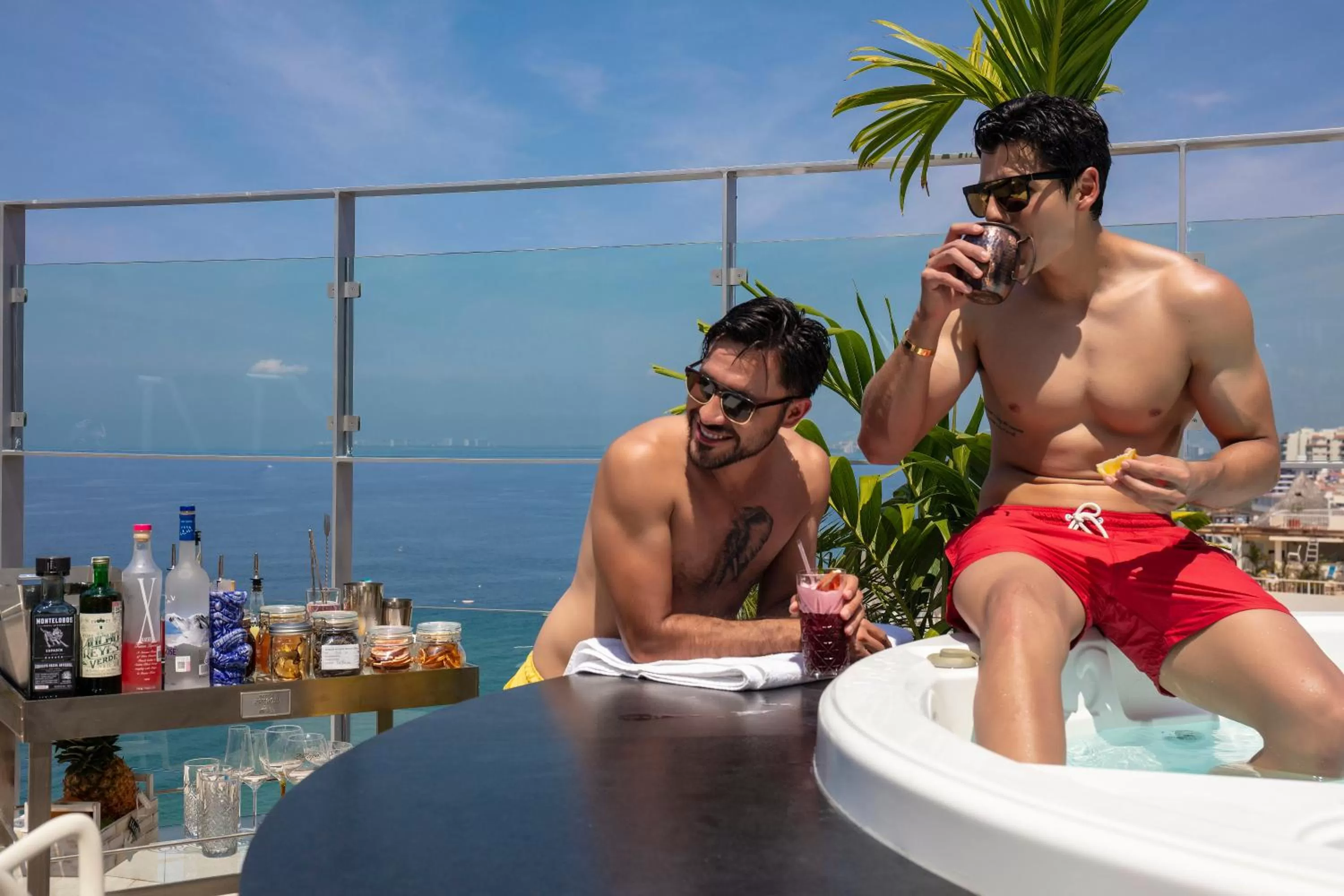 Restaurant/places to eat in Almar Resort Luxury LGBT Experience by Mantamar Beach Club