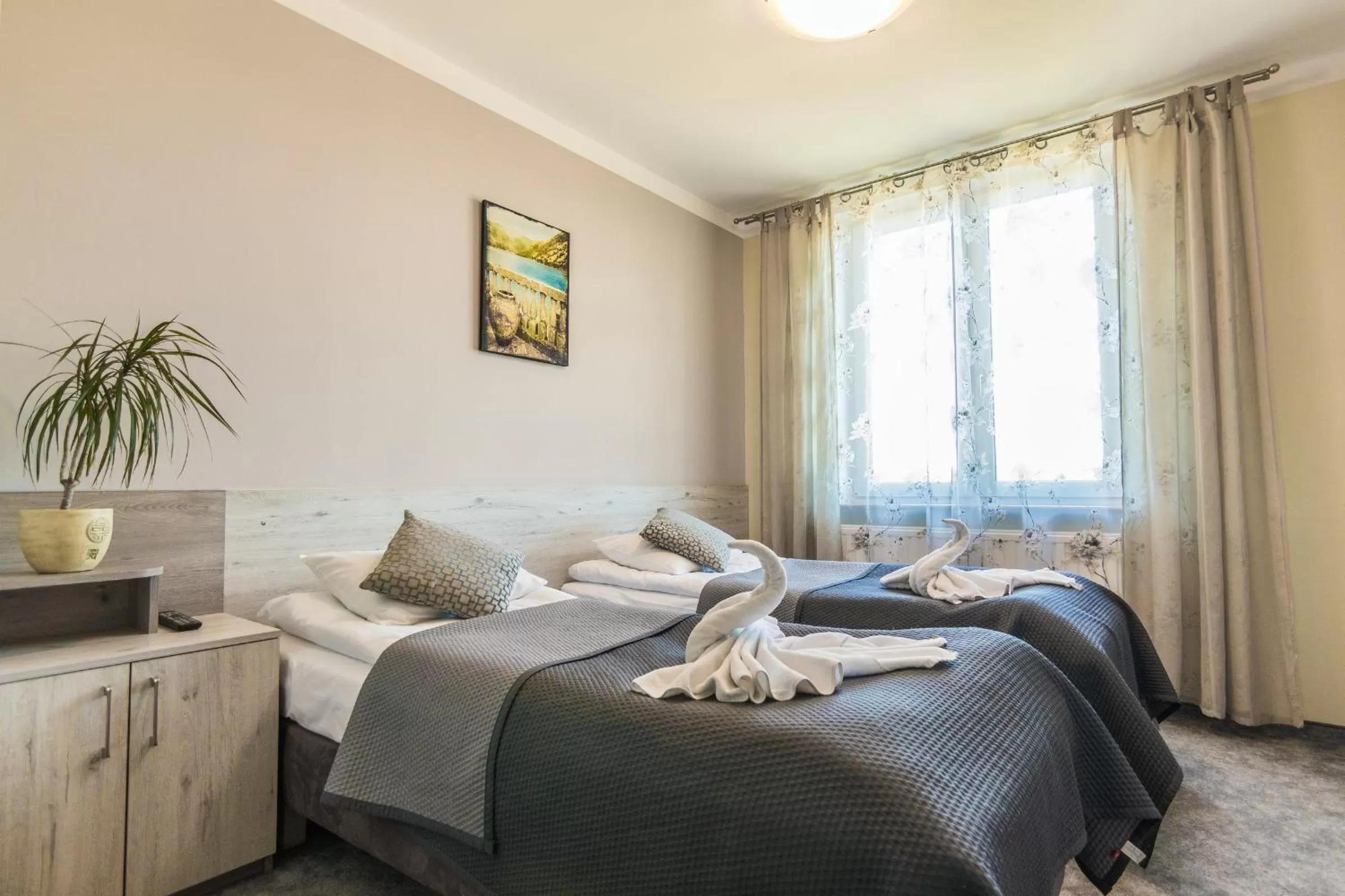 Bedroom, Bed in Resident Rene