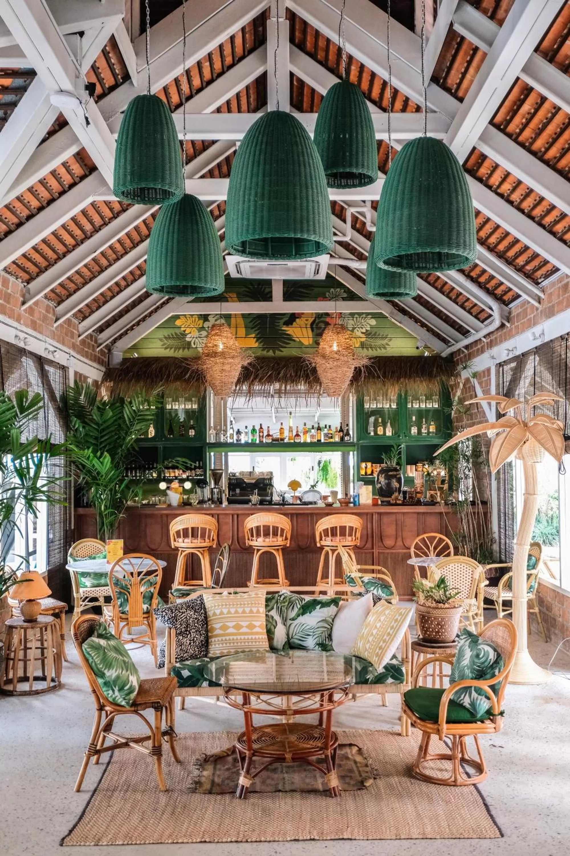 Lounge or bar in The Peri Hotel Hua Hin