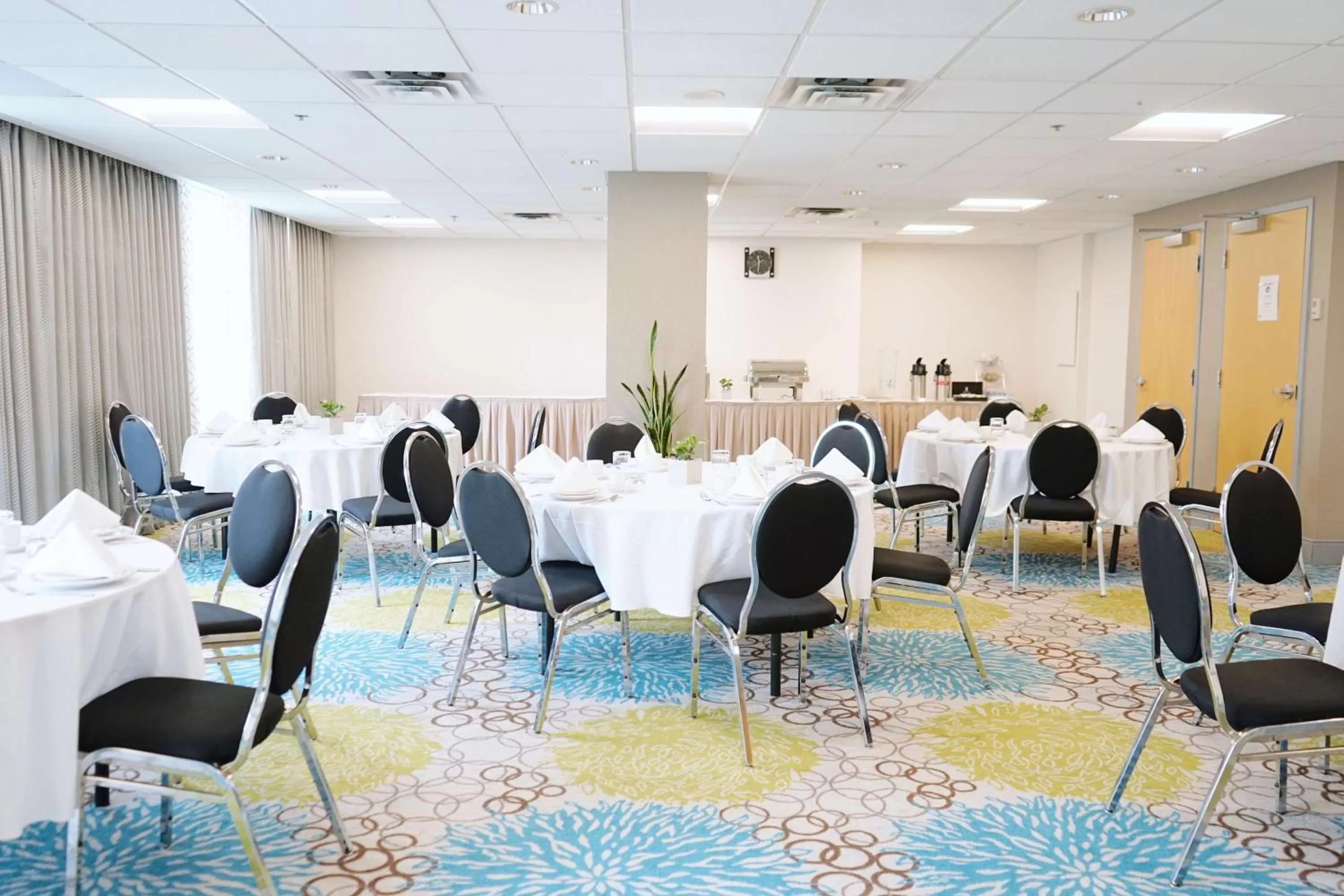Meeting/conference room in Hampton Inn & Suites, by Hilton - Vancouver Downtown