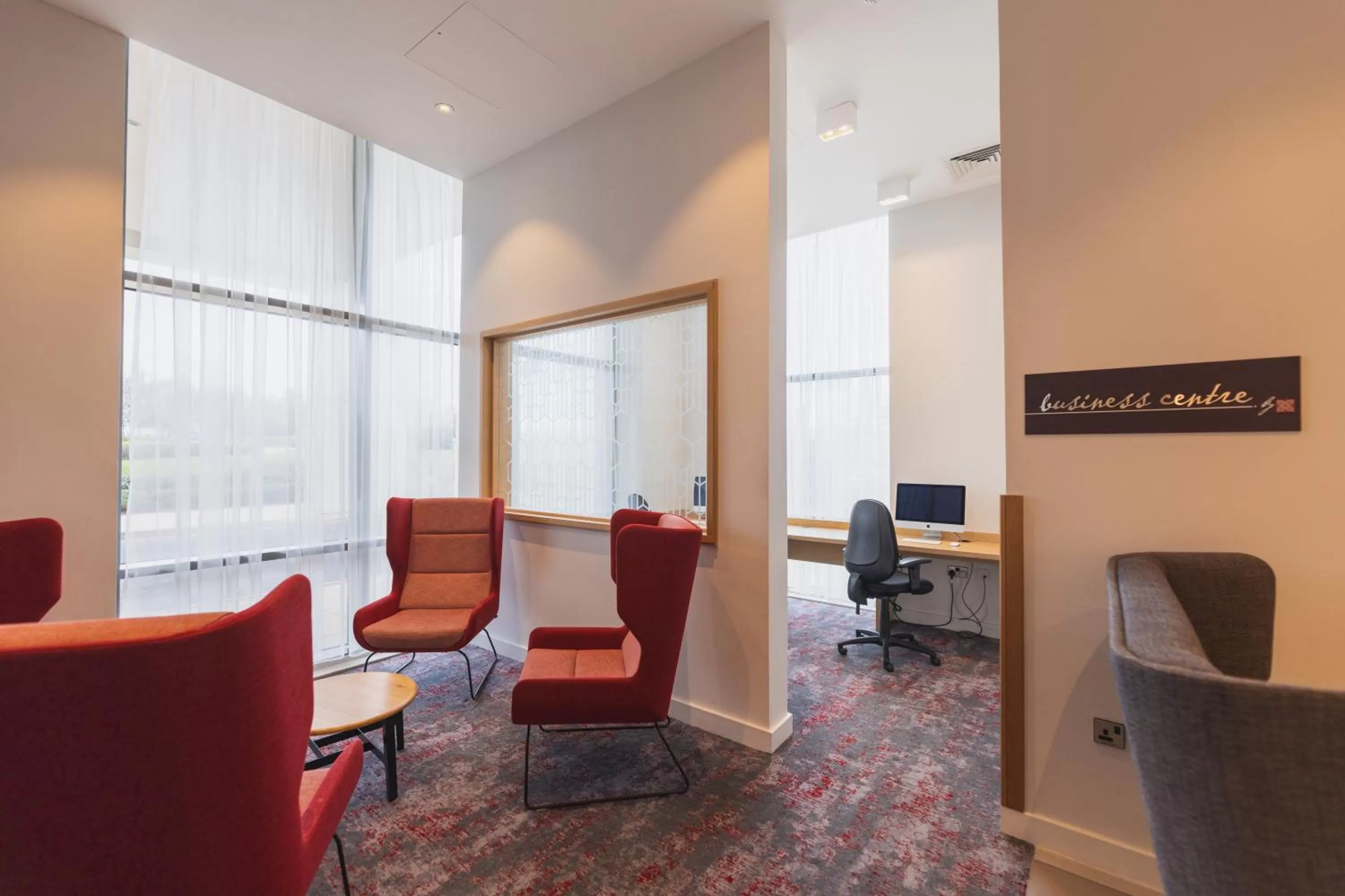 Business facilities in Hilton Garden Inn Birmingham Airport Uk
