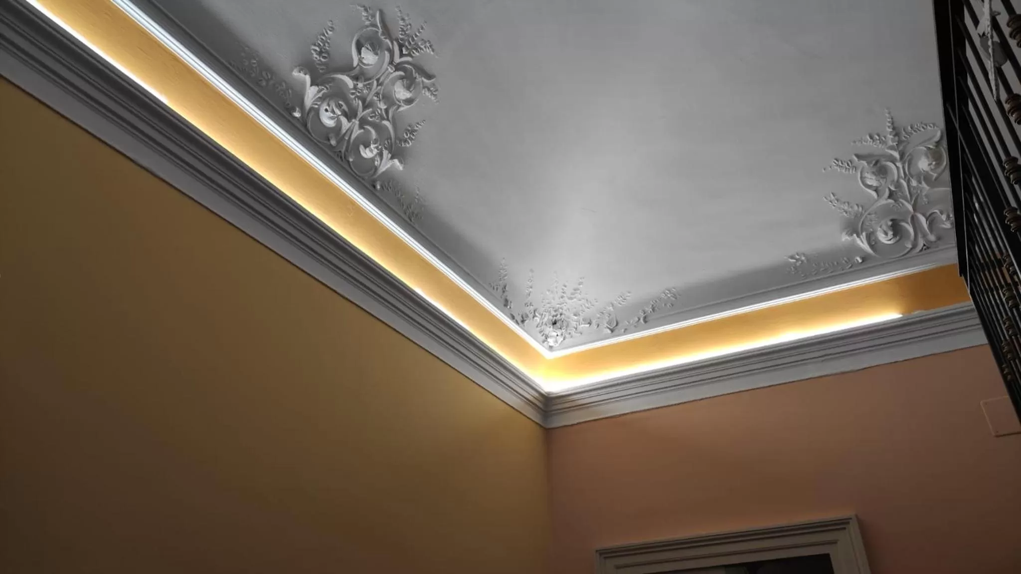 Restaurant/places to eat in Central Suites Catania