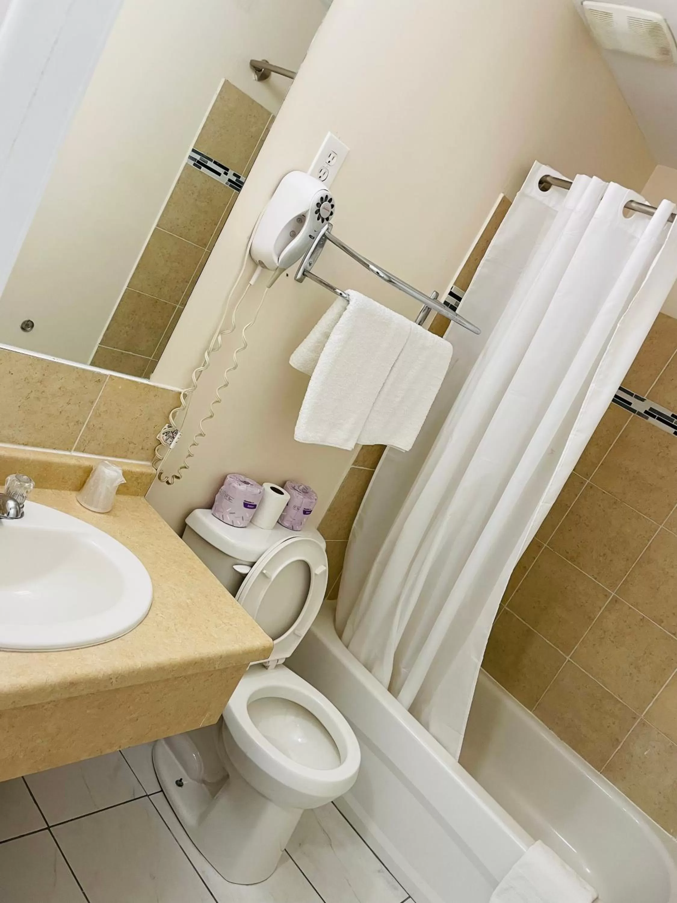 Family in Falls Lodge by the Falls (Formerly Knights Inn)