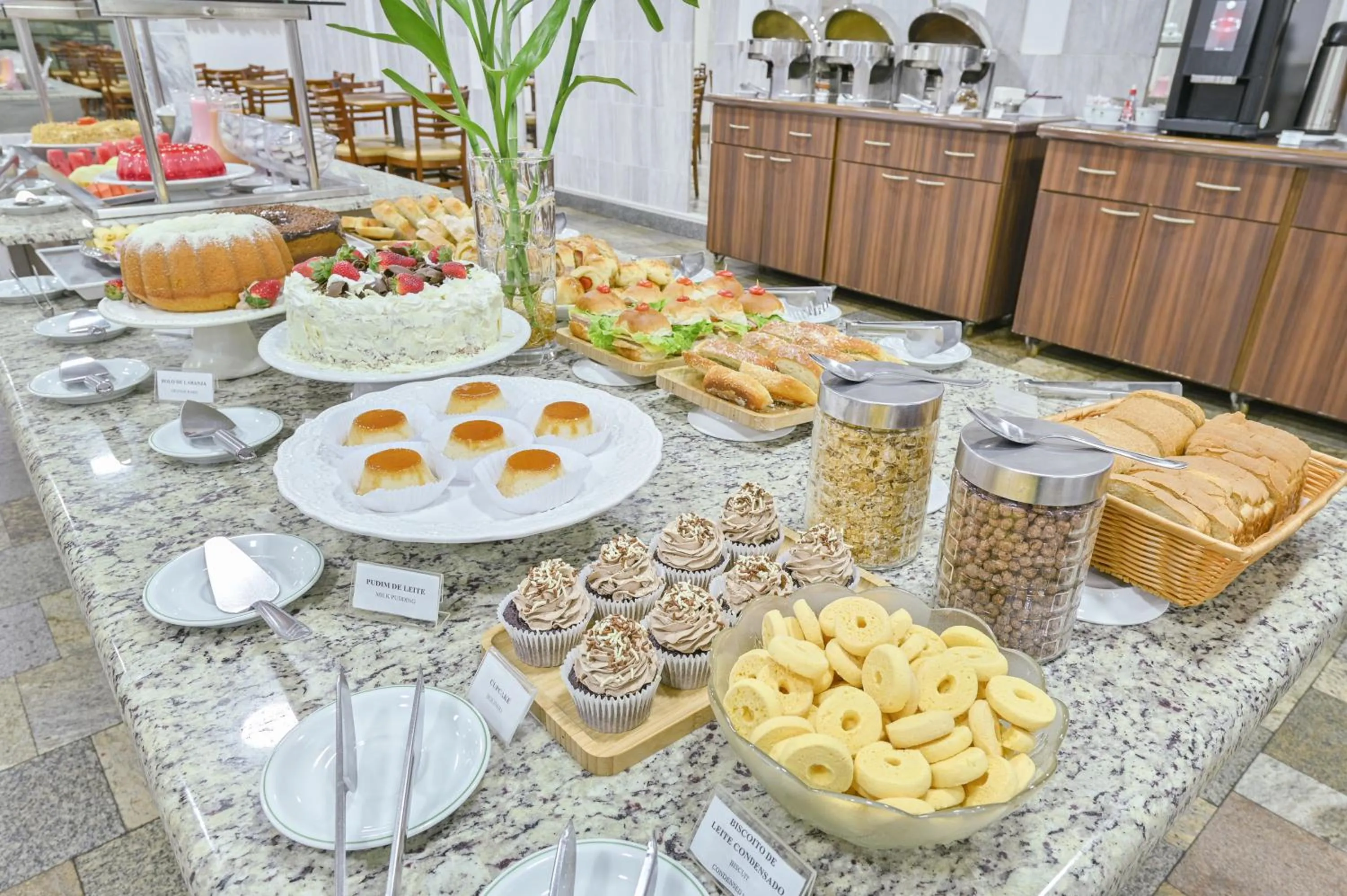 Breakfast in Hotel Nacional Inn Limeira