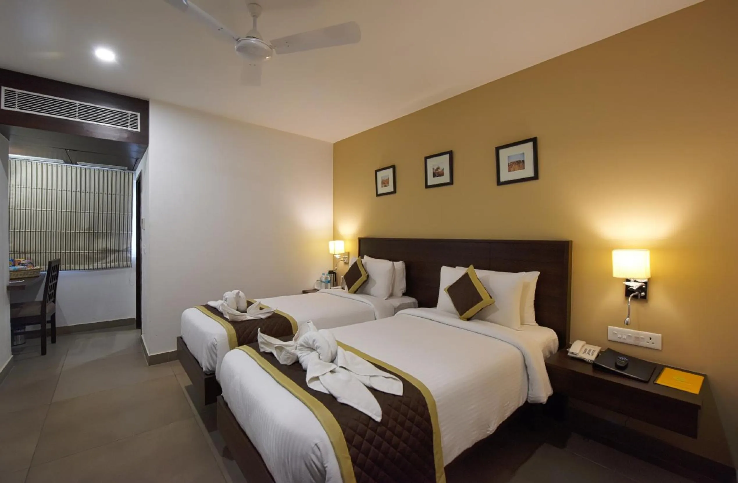 TV and multimedia, Bed in Hotel Gandharva- A Green Hotel