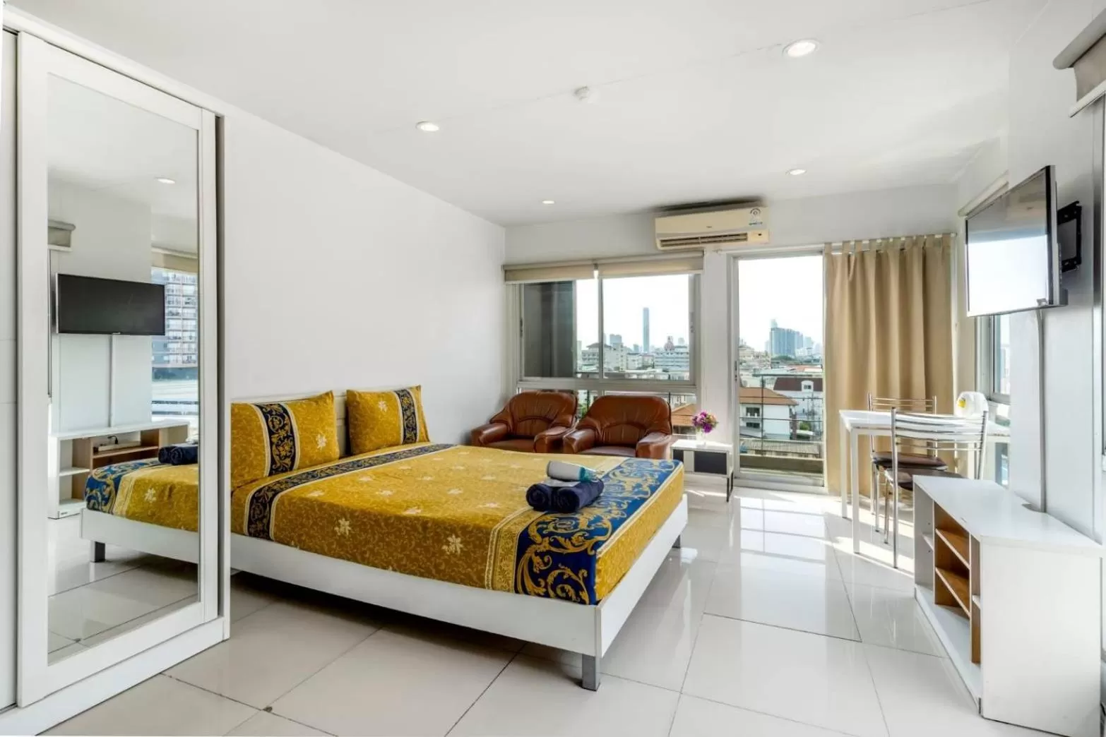 Bed in Right Place Sathorn