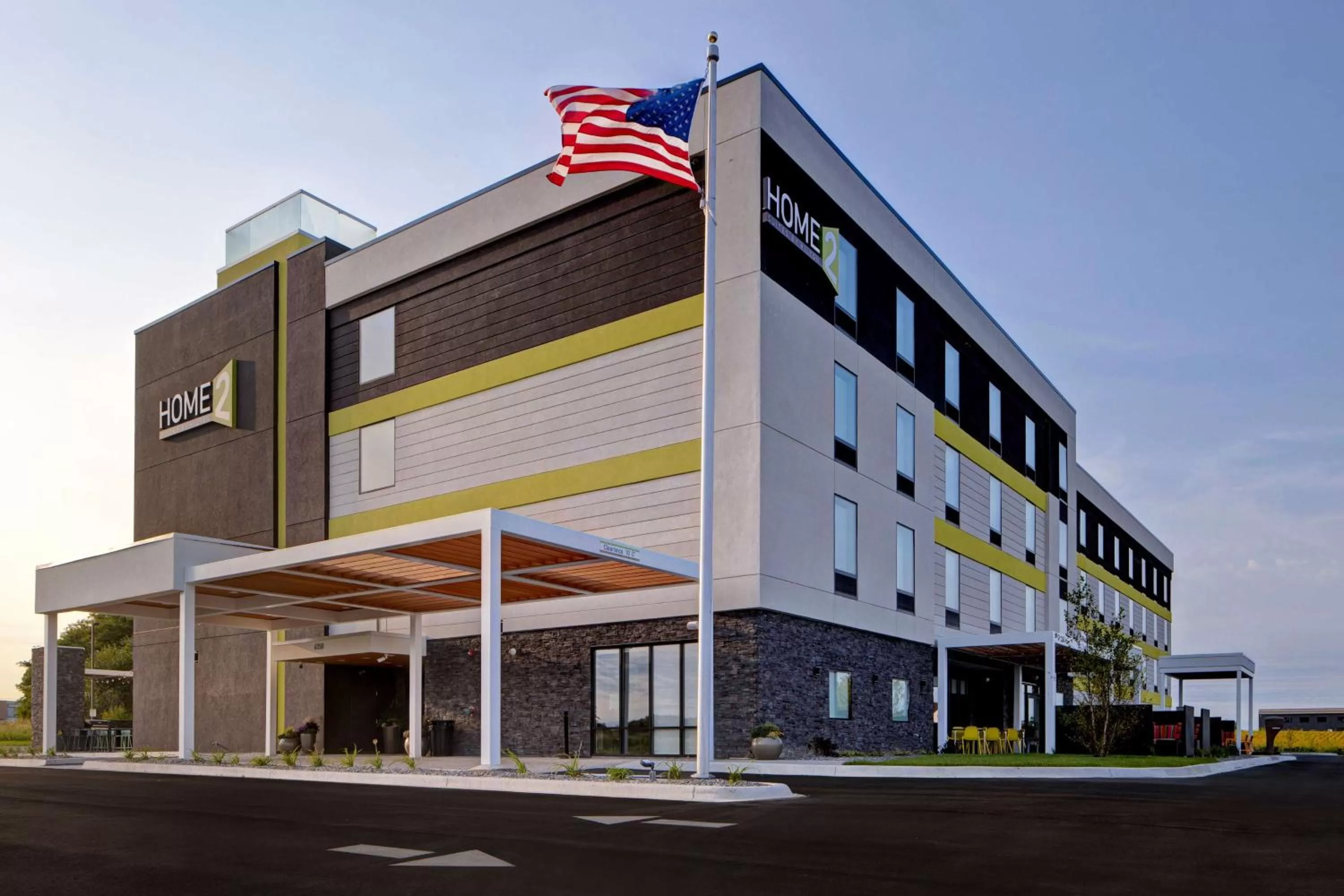 Property building in Home2 Suites By Hilton Loves Park Rockford