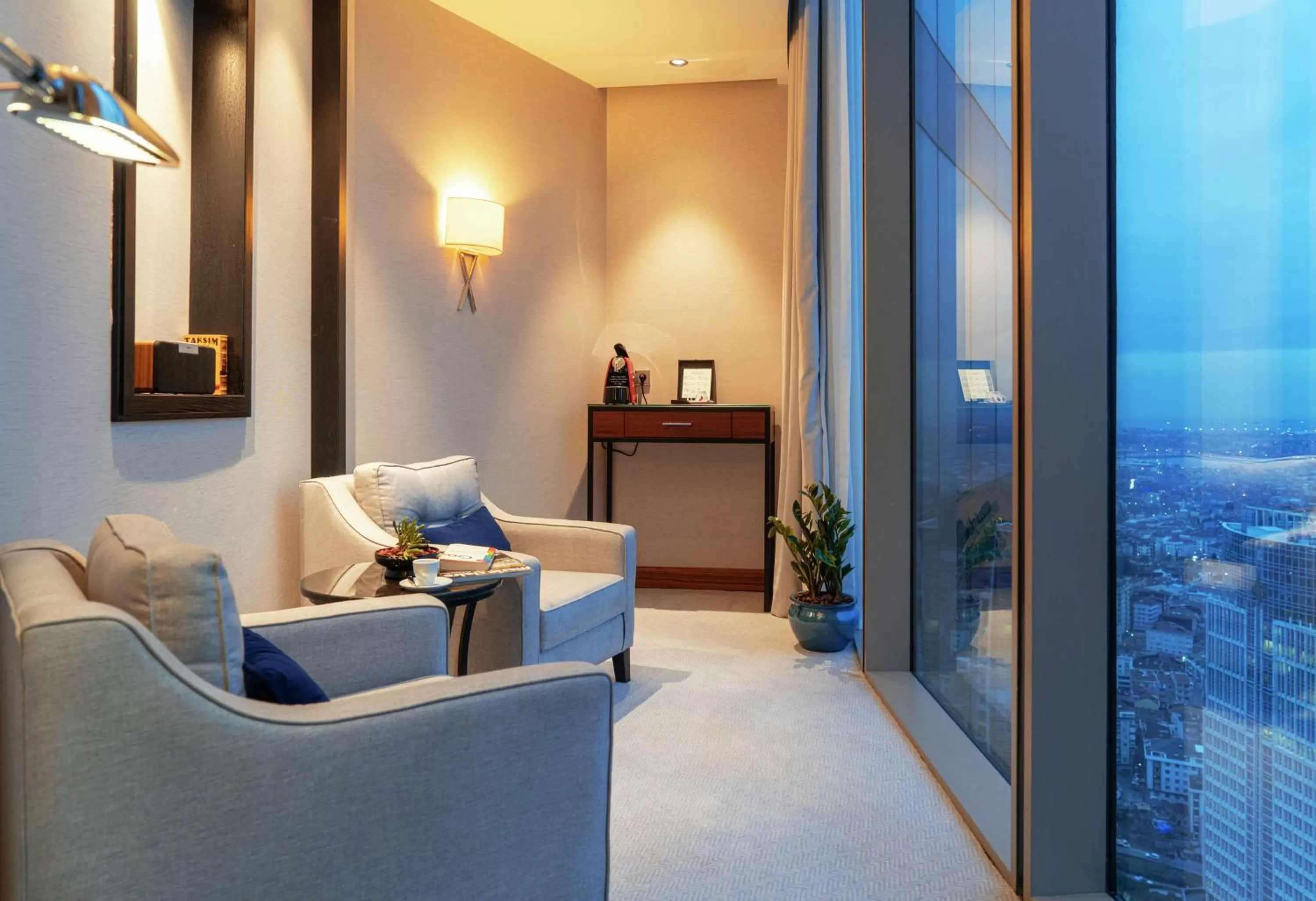 Living room in Hilton Istanbul Bomonti