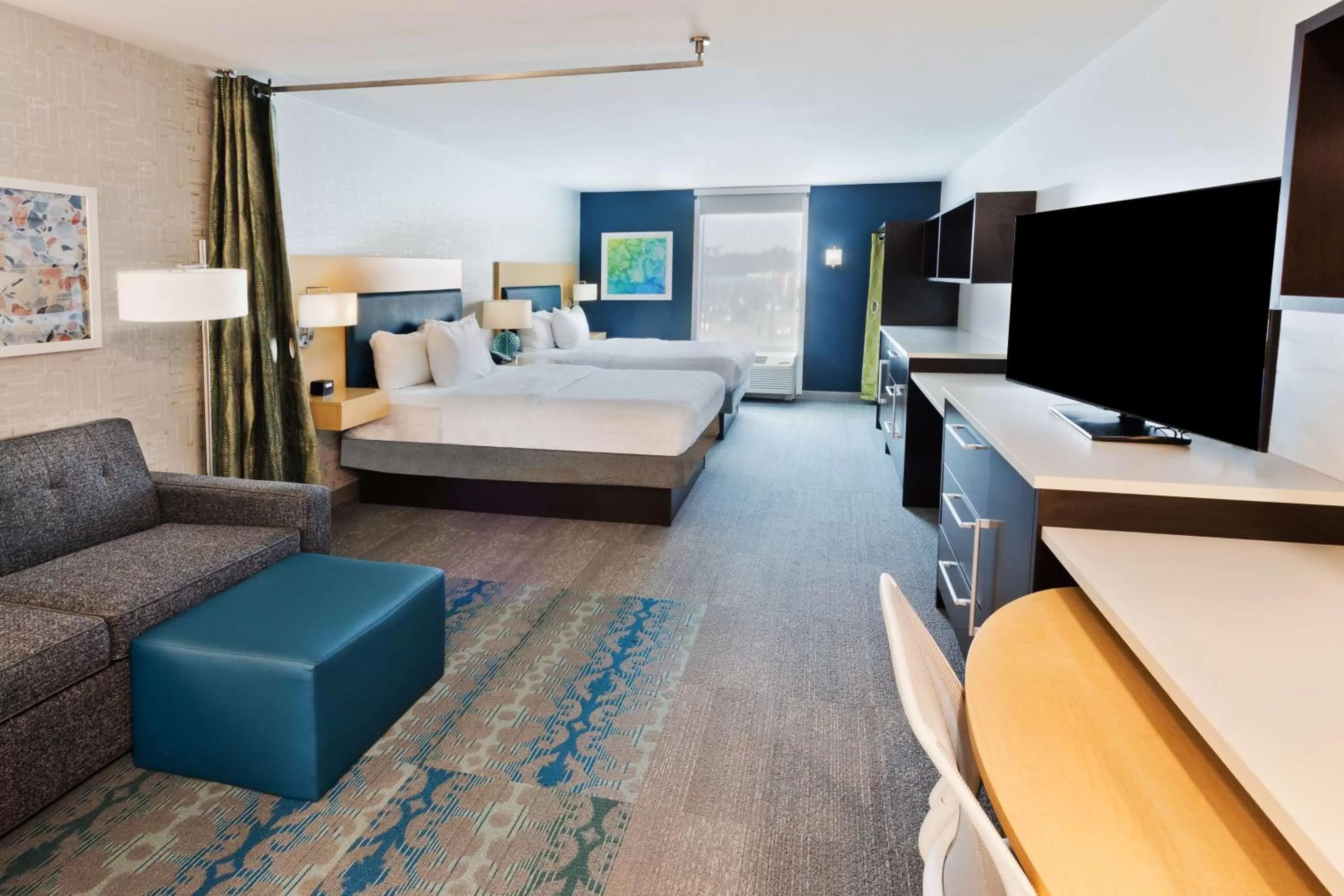 Bedroom, Bed in Home2 Suites by Hilton Columbus