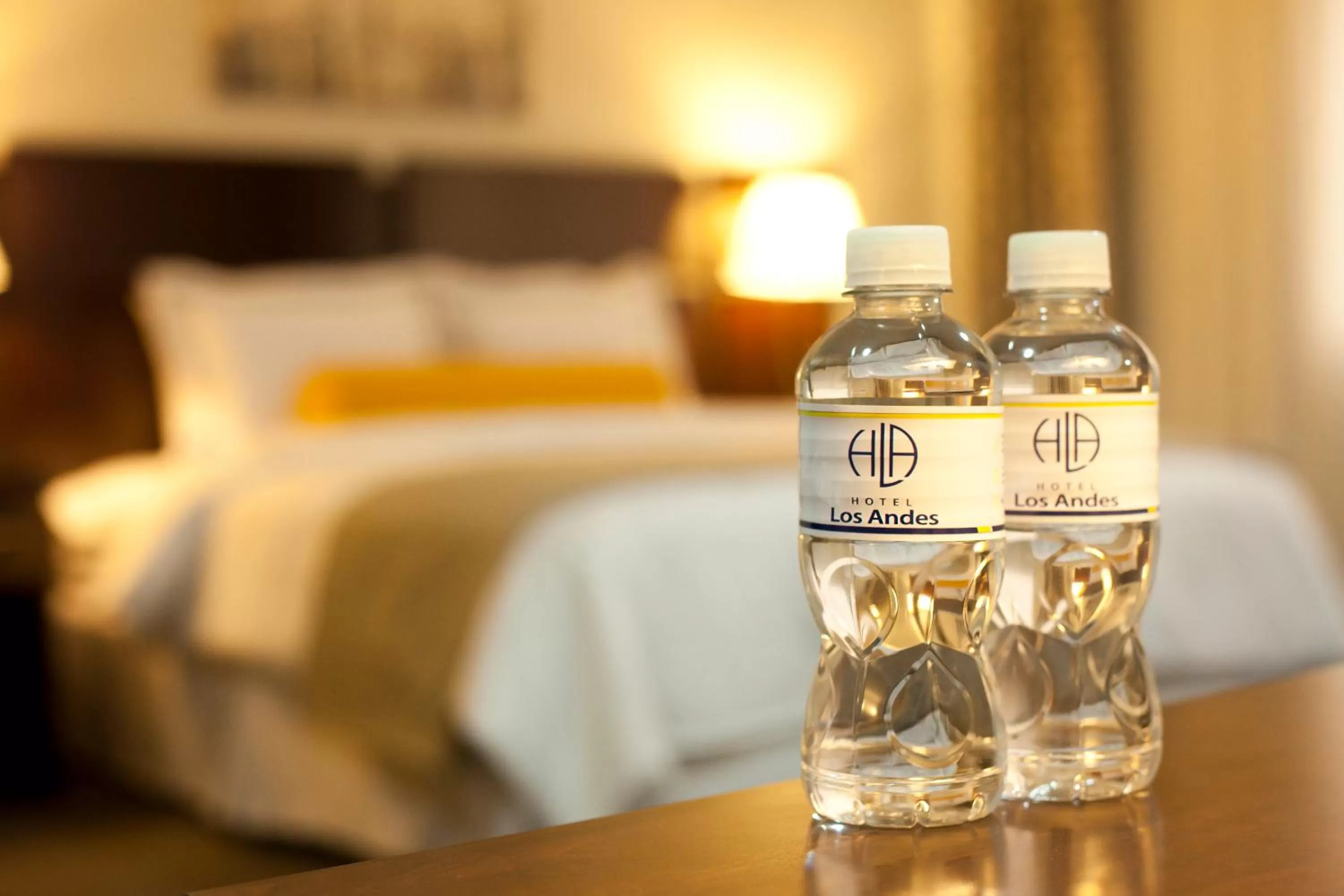 Drinks, Bed in Hotel Los Andes