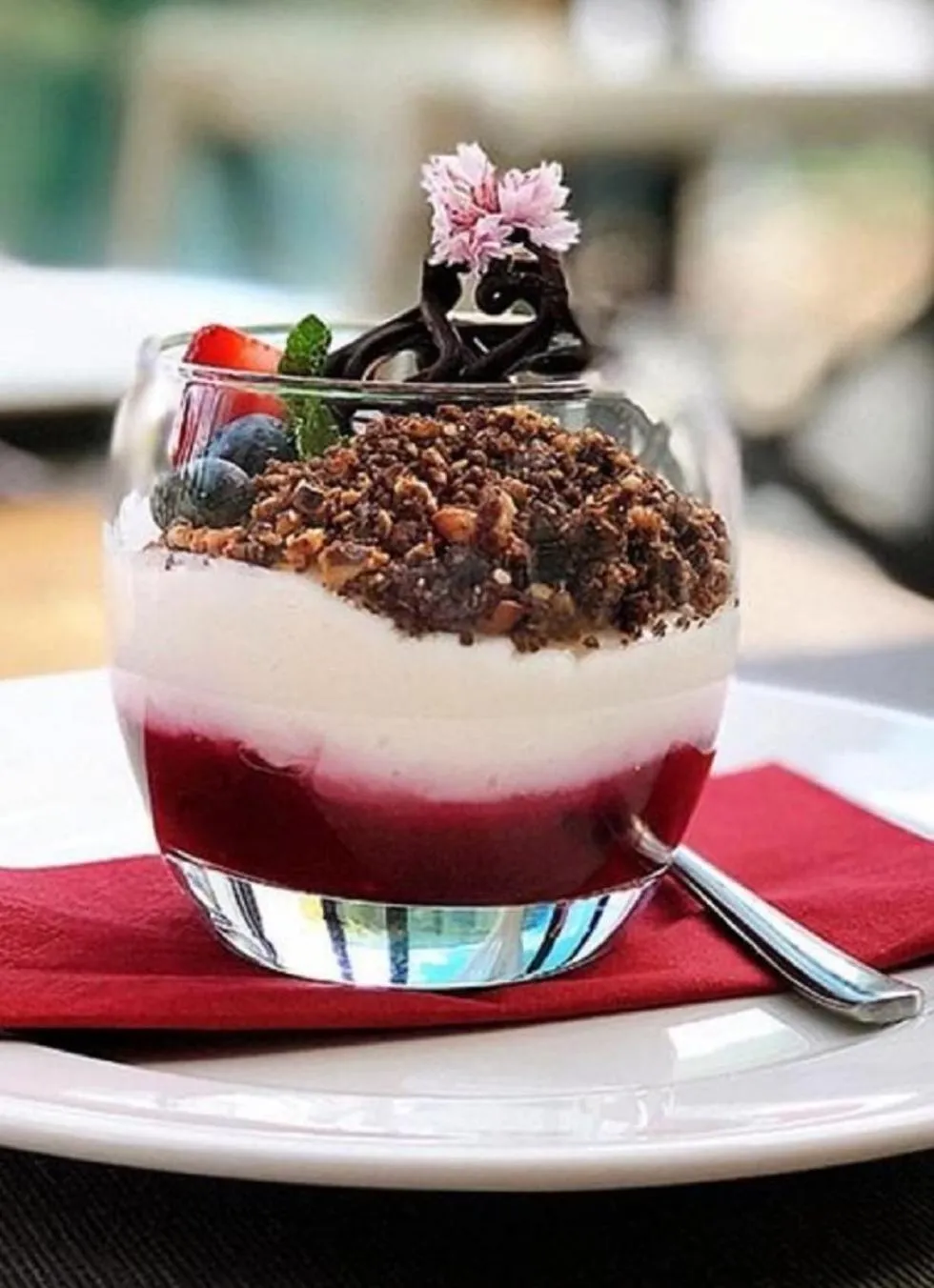 Food in All Seasons Residence Design Hotel - Free parking