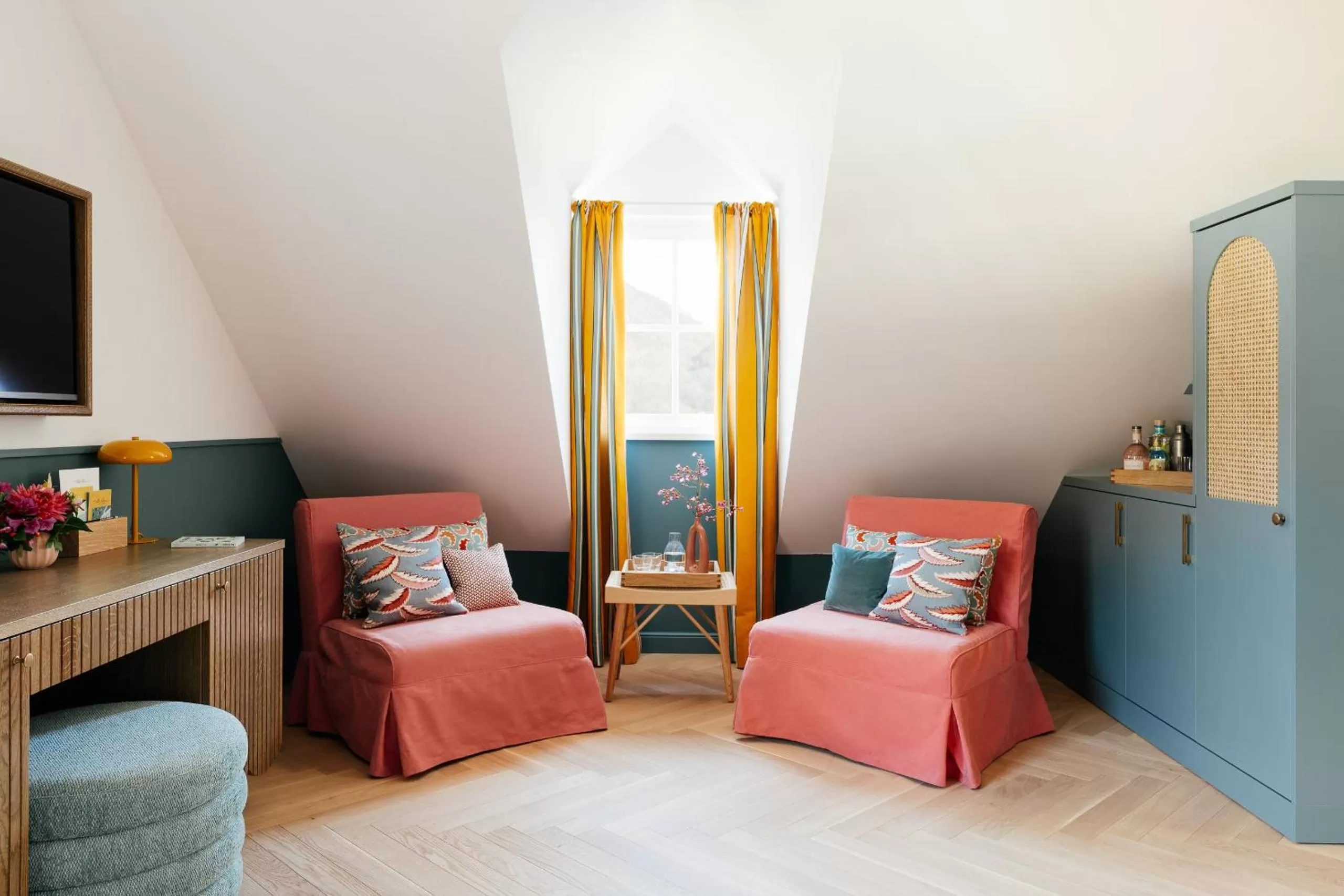 Living room in Villa Alma - a lakeside Boutique Hotel