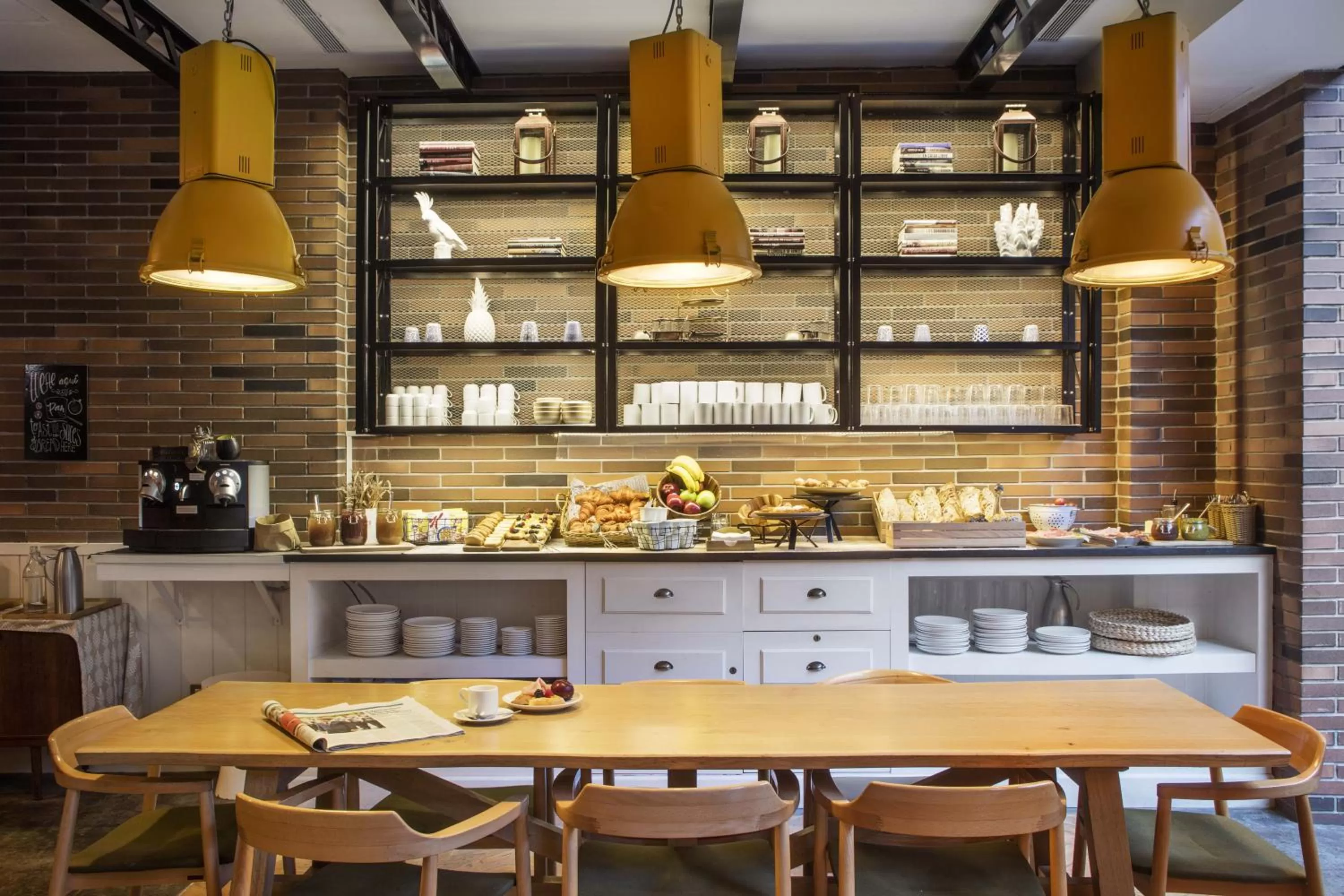 Restaurant/places to eat in Praktik Bakery