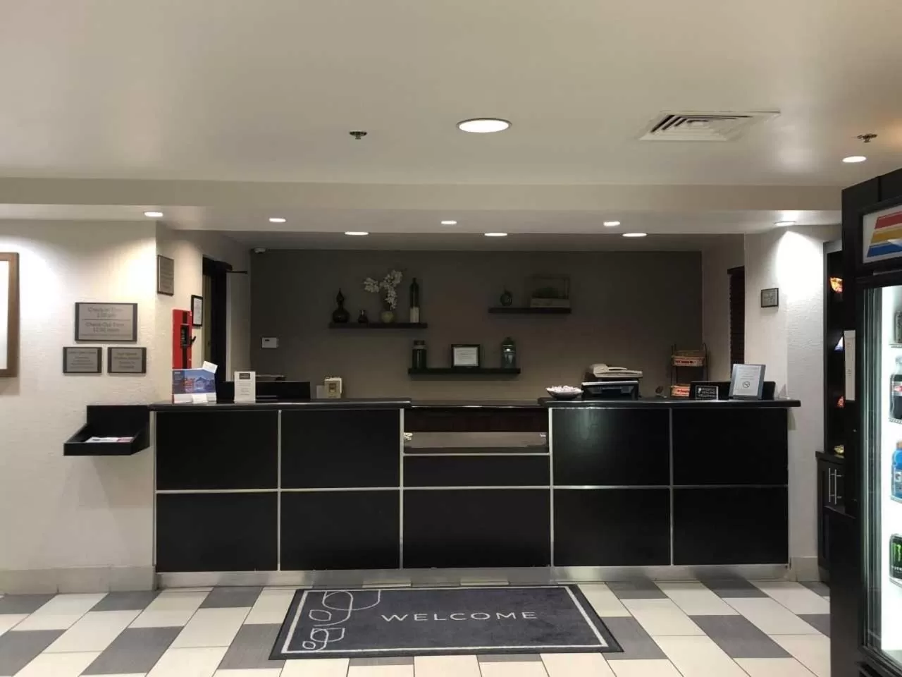 Lobby or reception in Country Inn & Suites by Radisson, DFW Airport South, TX