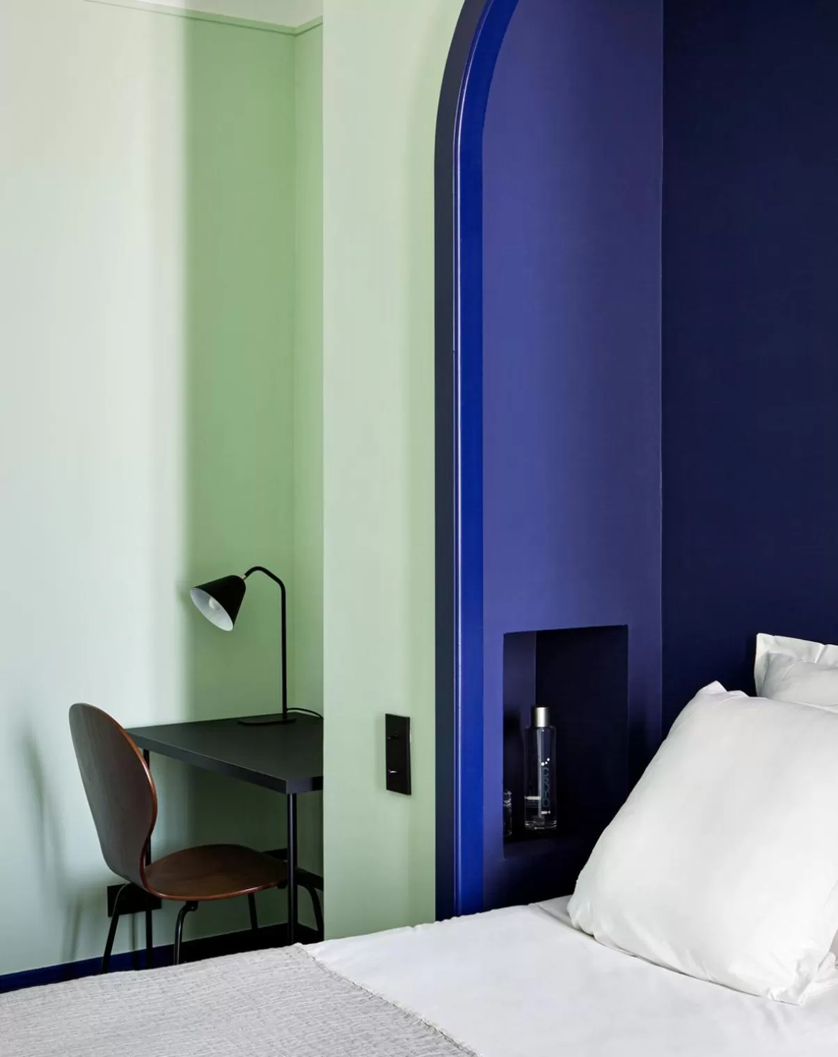 Bedroom, Bed in New Hotel Le Quai - Vieux Port