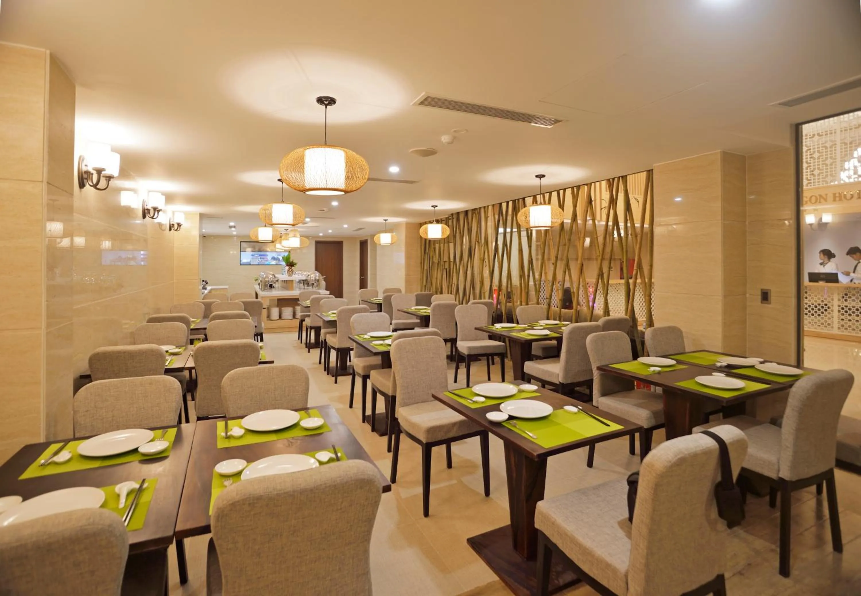 Restaurant/places to eat in Aiden Saigon Hotel