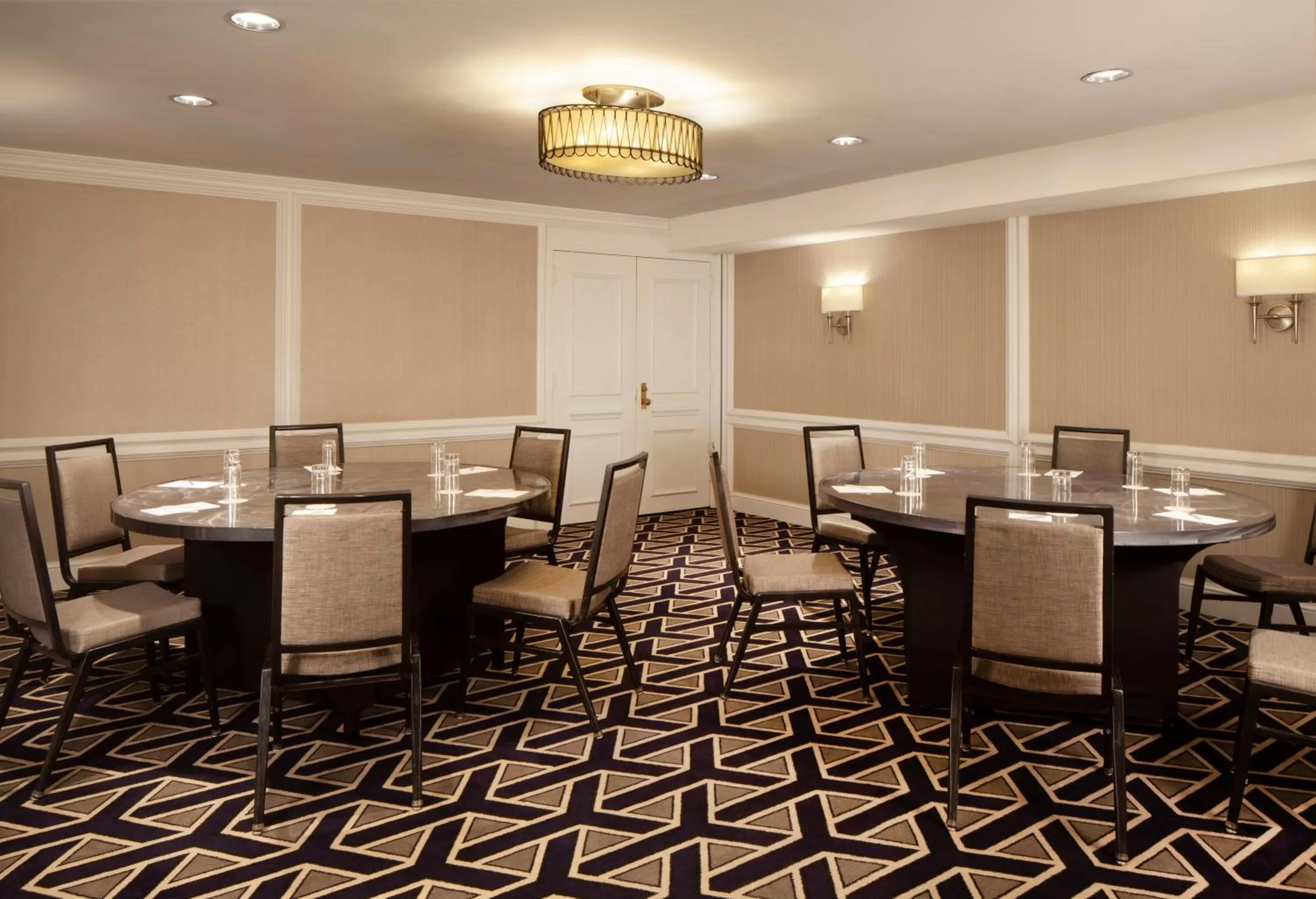 Meeting/conference room in Melrose Georgetown Hotel