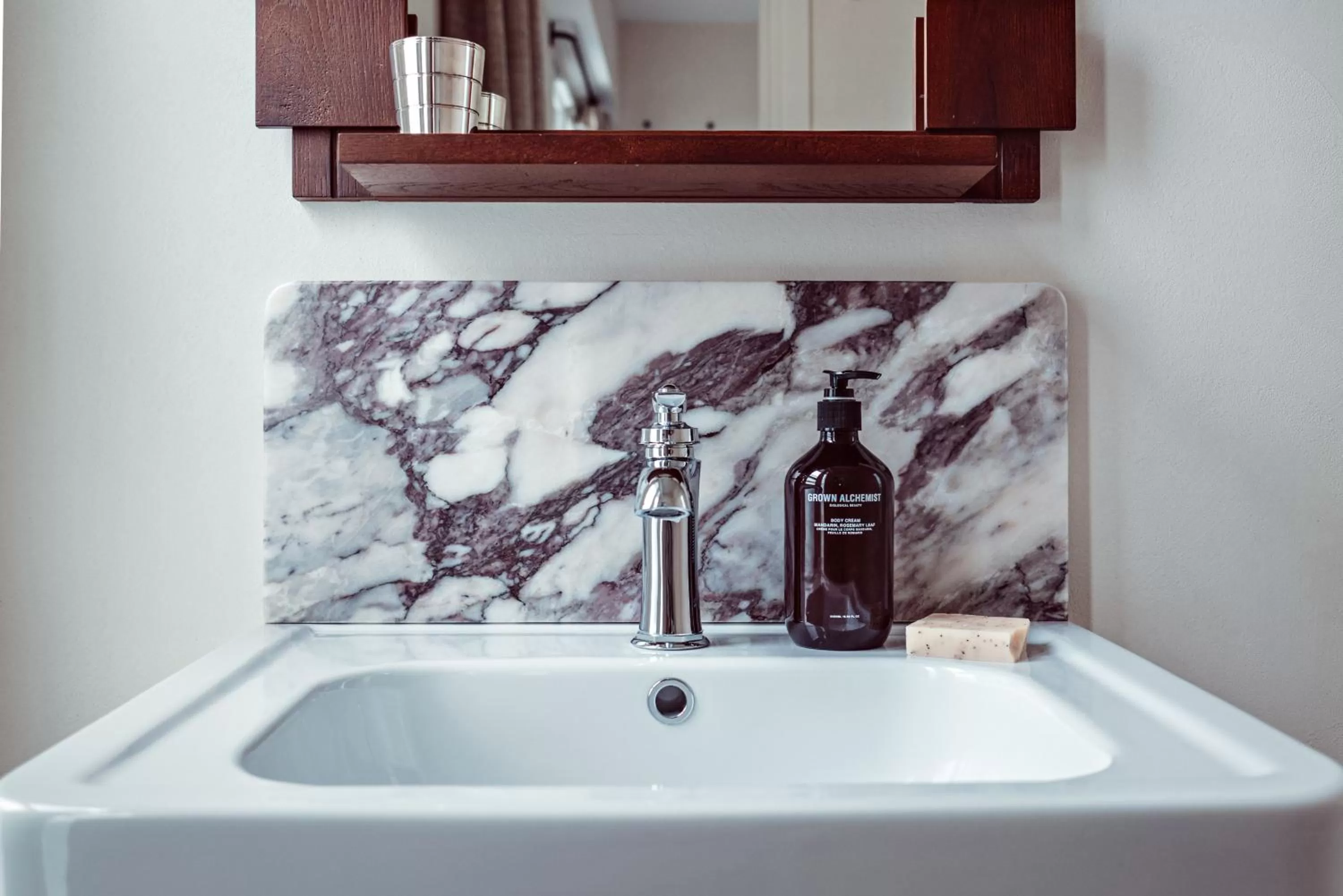 Bathroom in Hotel des Académies et des Arts