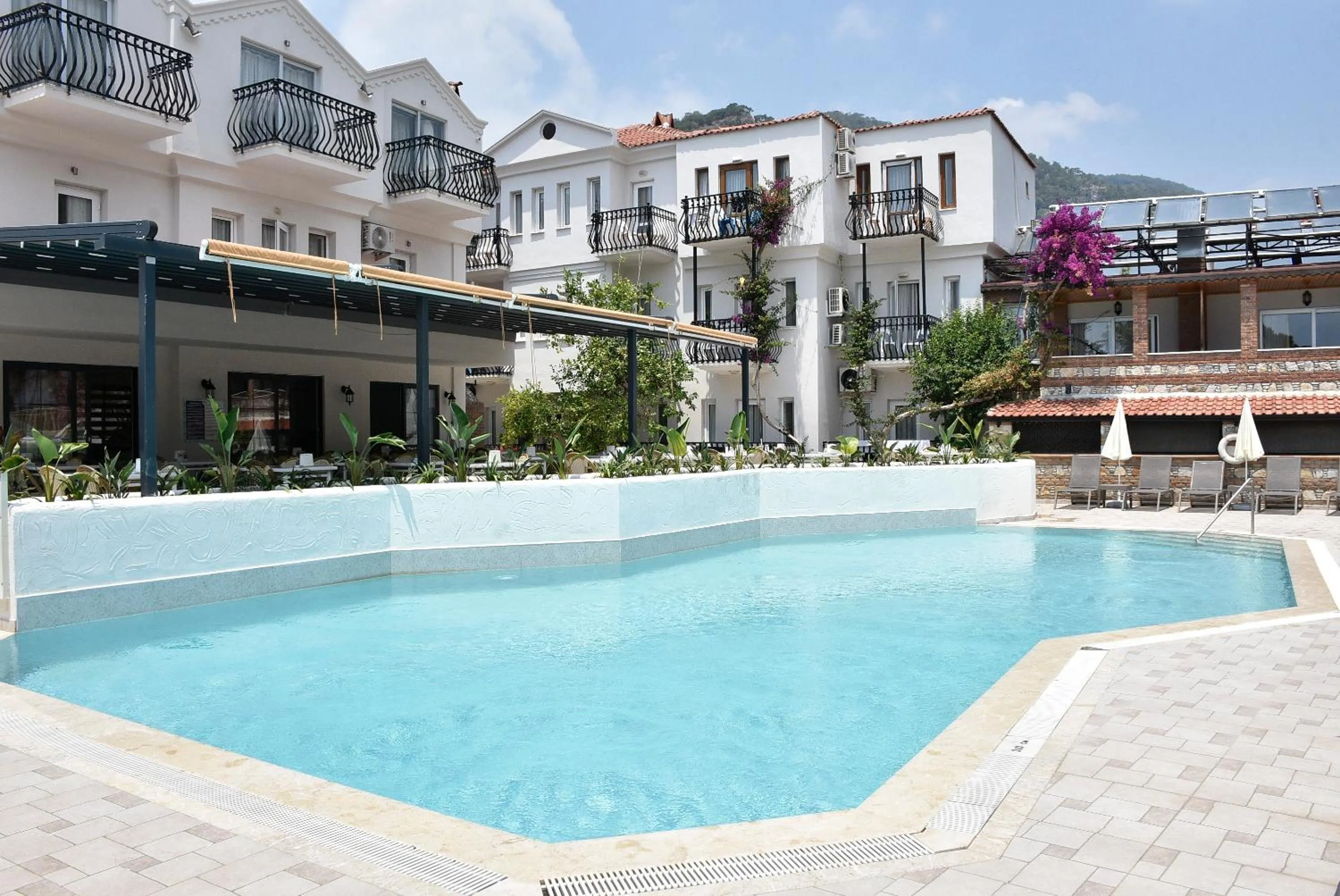 Property building in Magic Tulip Hotel