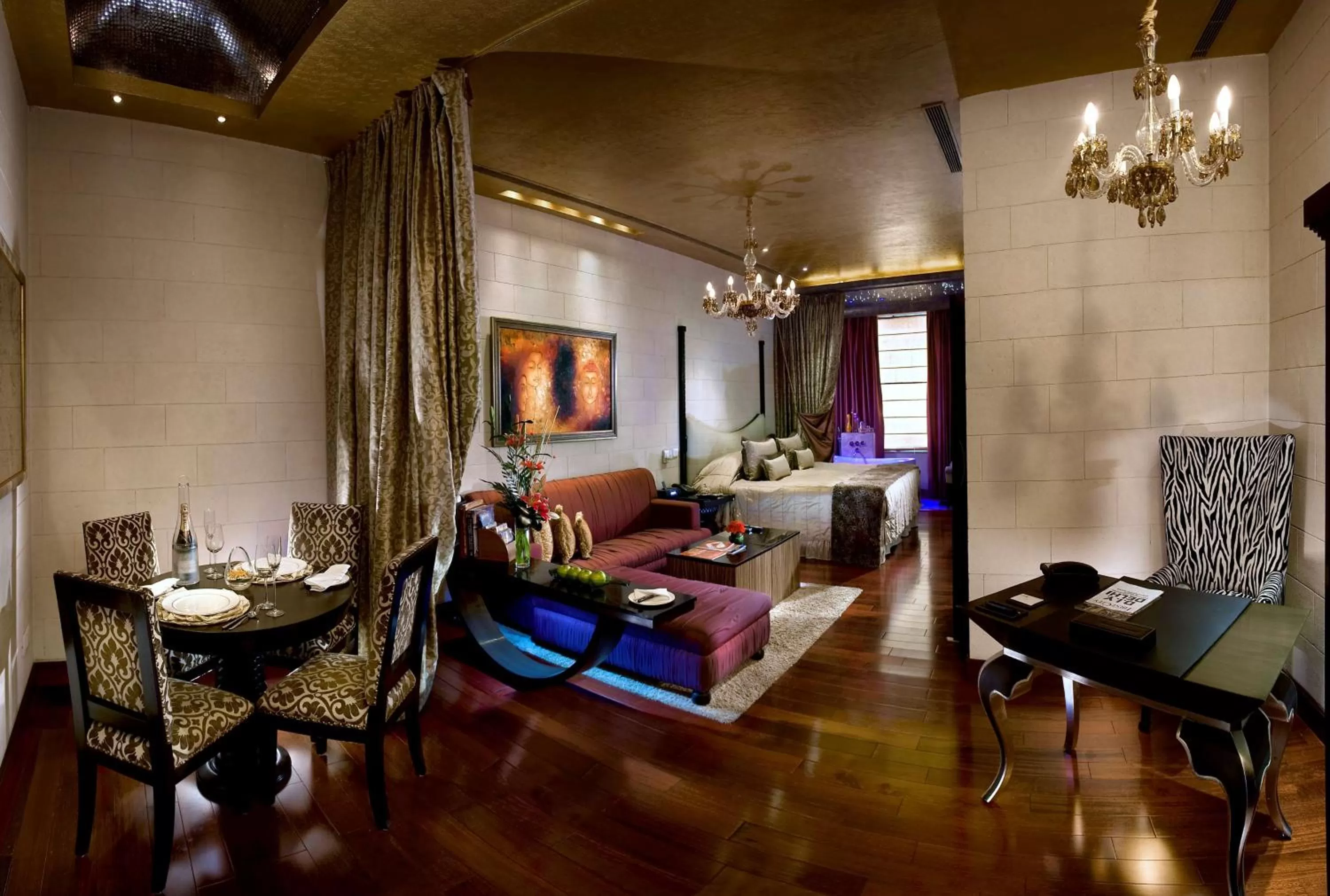 Photo of the whole room in Radisson Blu MBD Hotel Noida