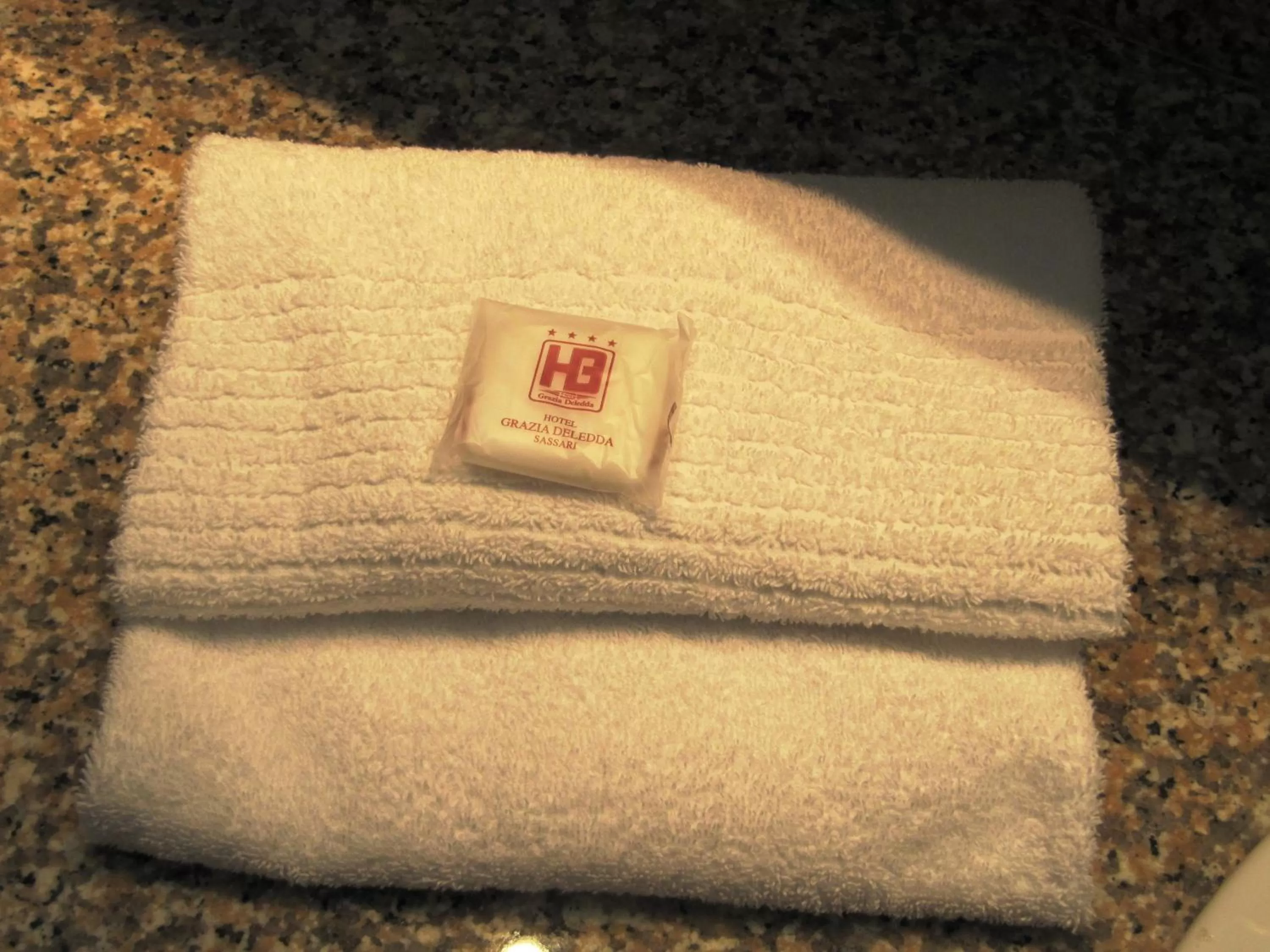 towels in Hotel Grazia Deledda