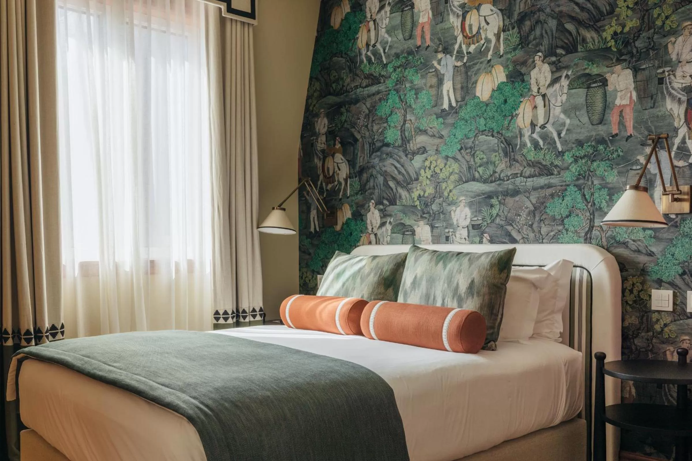 Bed in Hospes Infante Sagres Porto - Small Luxury Hotels Of The World