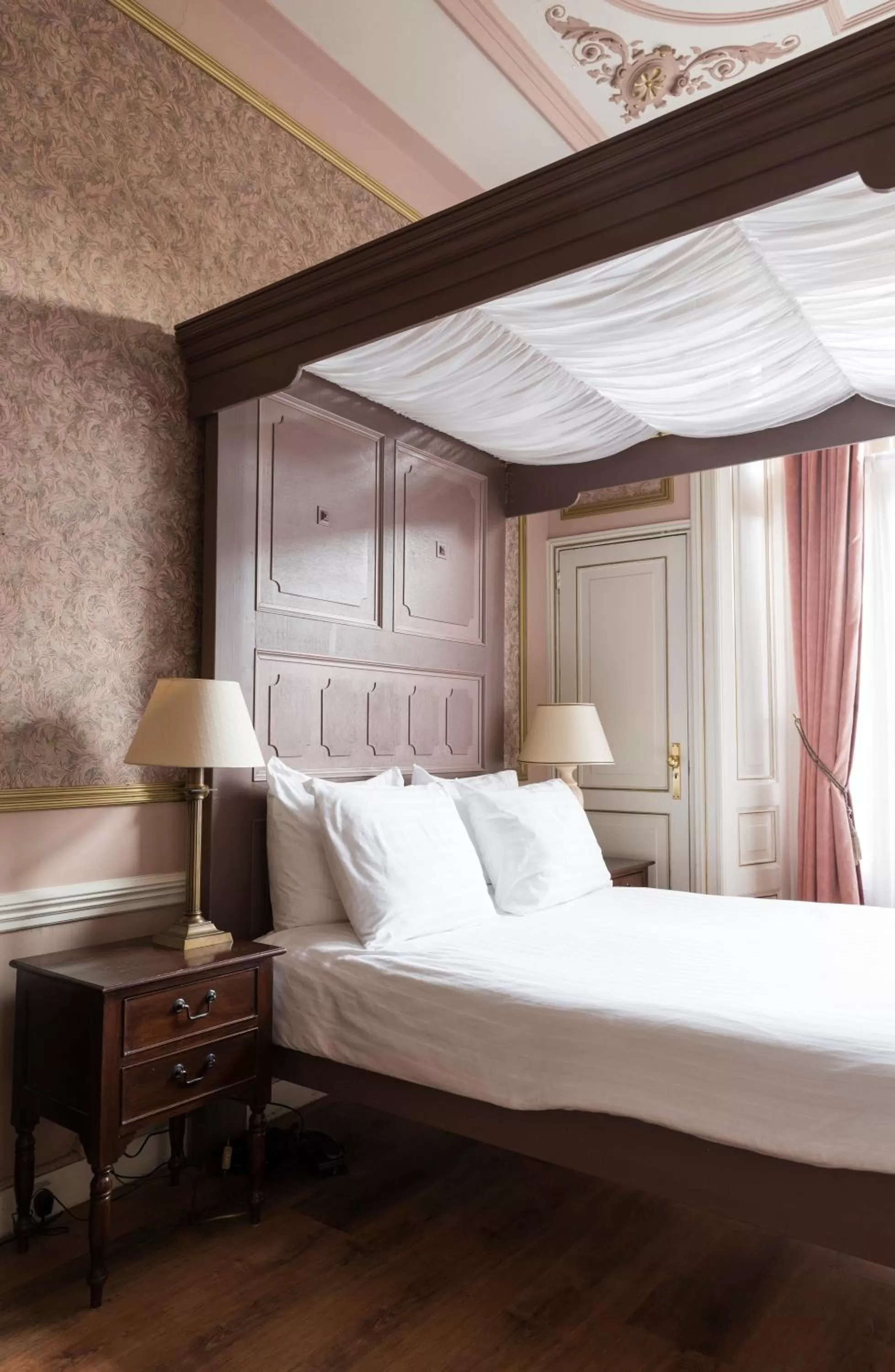 Photo of the whole room, Bed in Hotel Fidder - Patrick's Whisky Bar