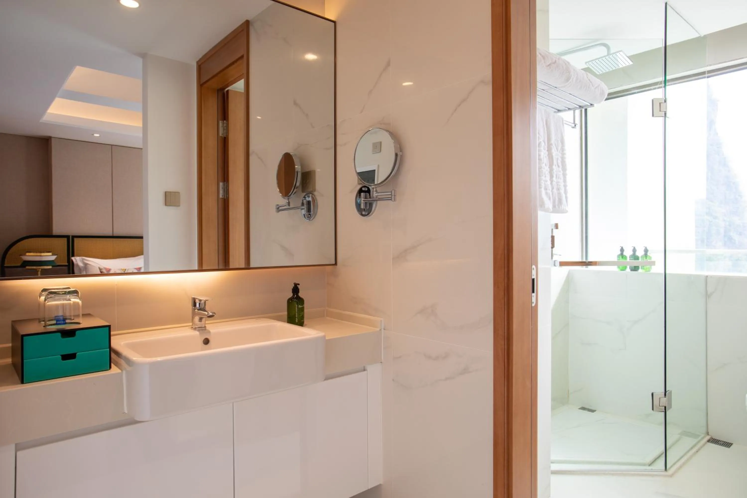 Bathroom in Wingate By Wyndham Yangshuo