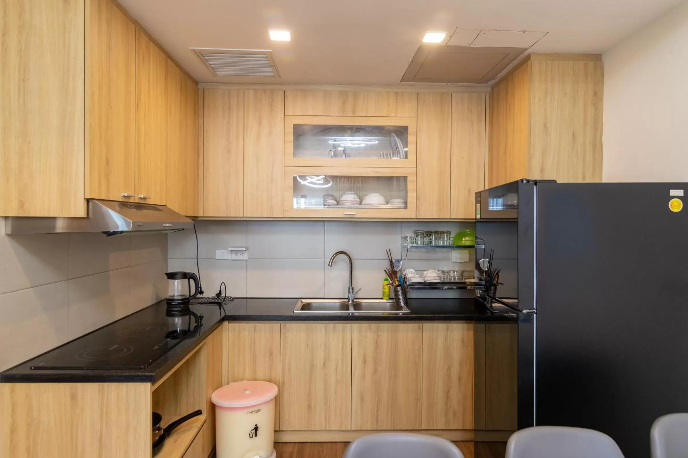 Kitchen or kitchenette, Kitchen/Kitchenette in FLC Sea Tower Quy Nhơn - Homostay