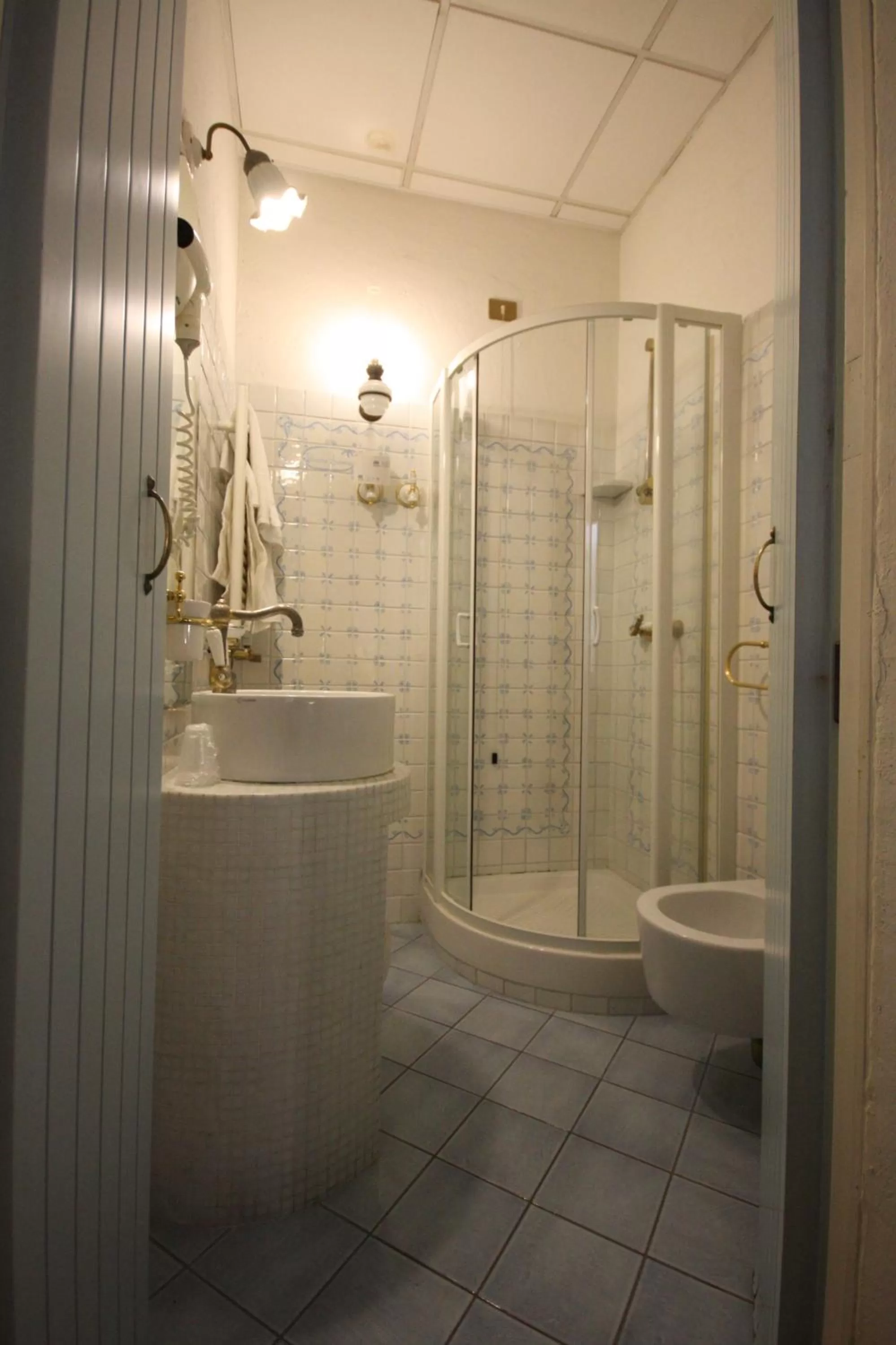 Bathroom in Hotel Cherubini