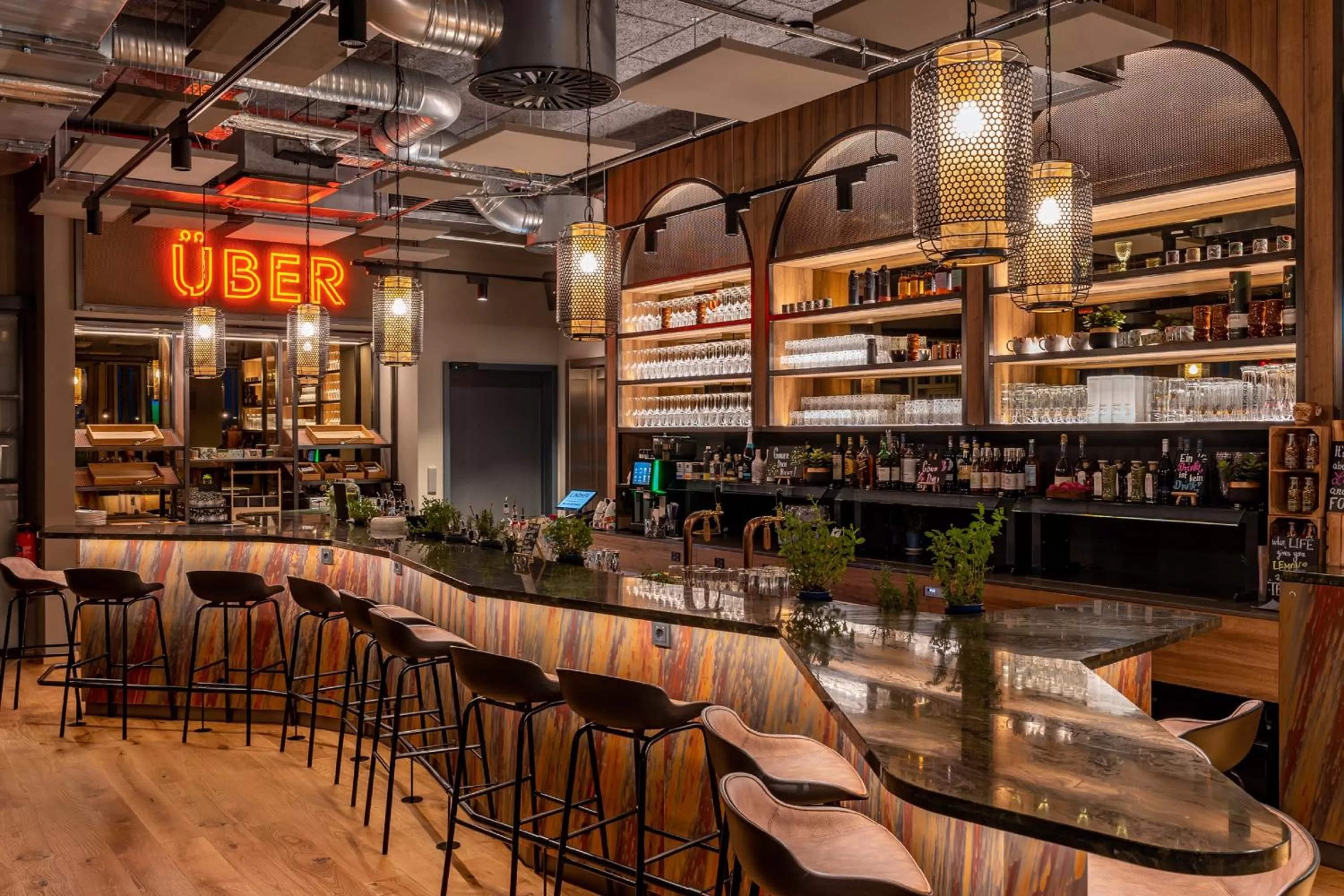 Lounge or bar in Me and All Hotel Ulm, by Hyatt