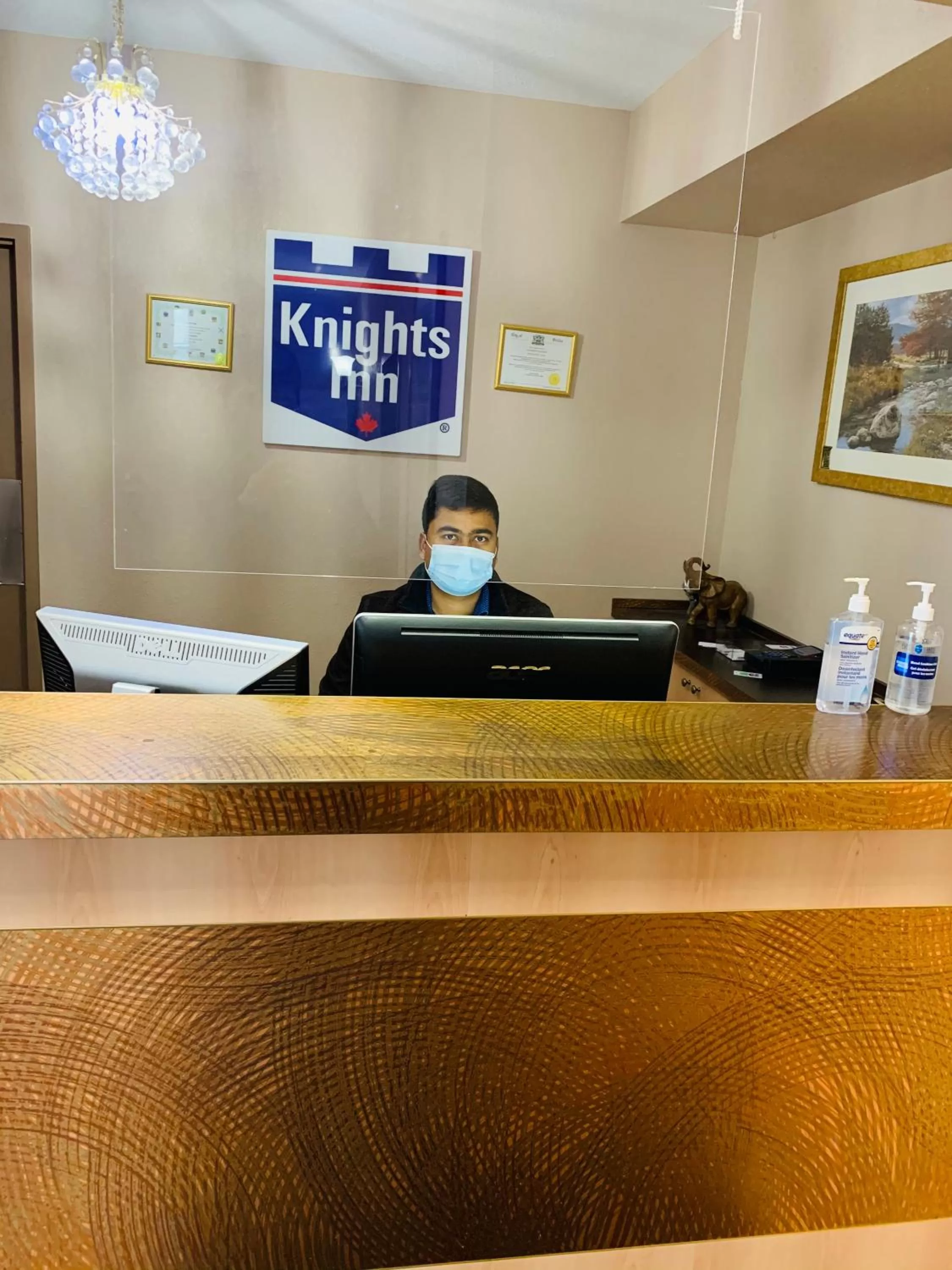 Lobby or reception in Knights Inn Orillia